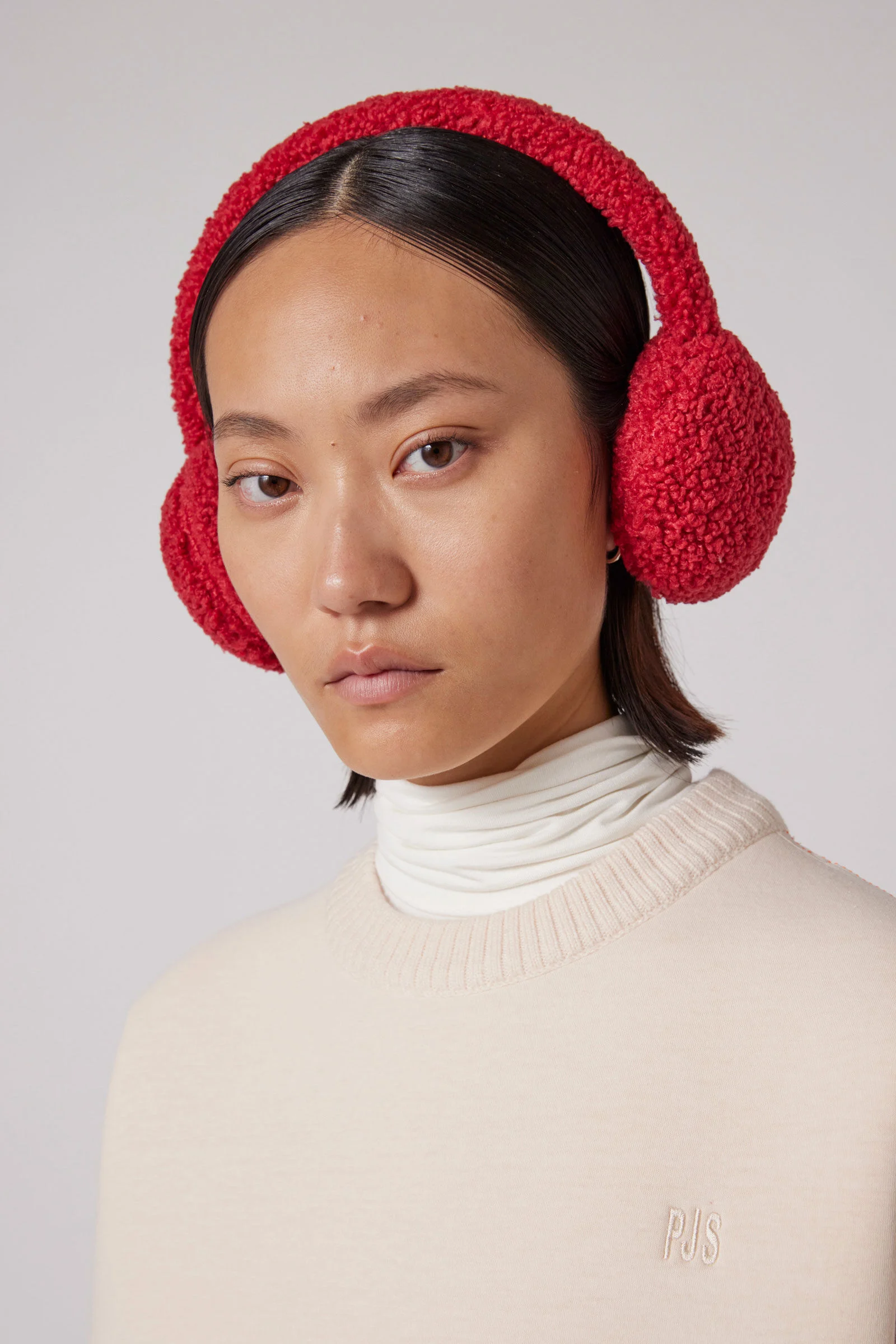 POWER - CURLY FLEECE EARMUFFS