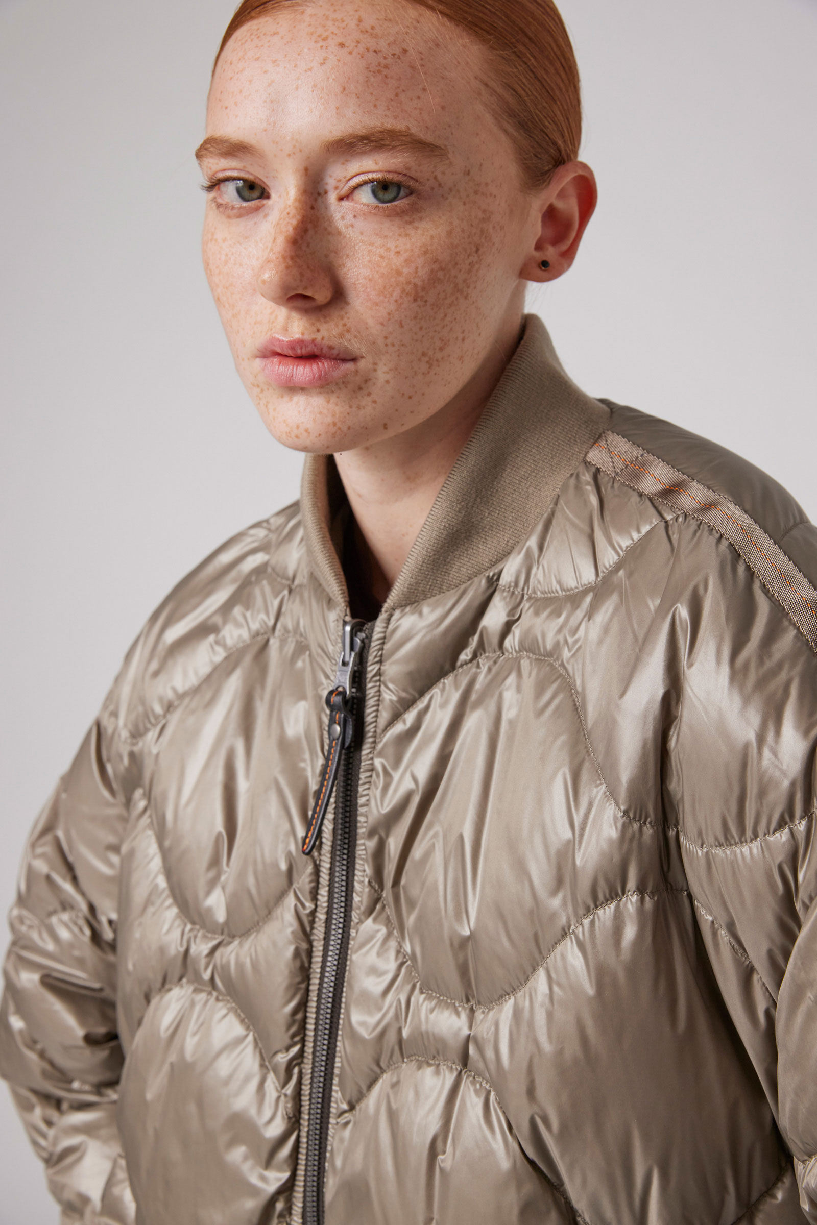 BOMB - REVERSIBLE BOMBER