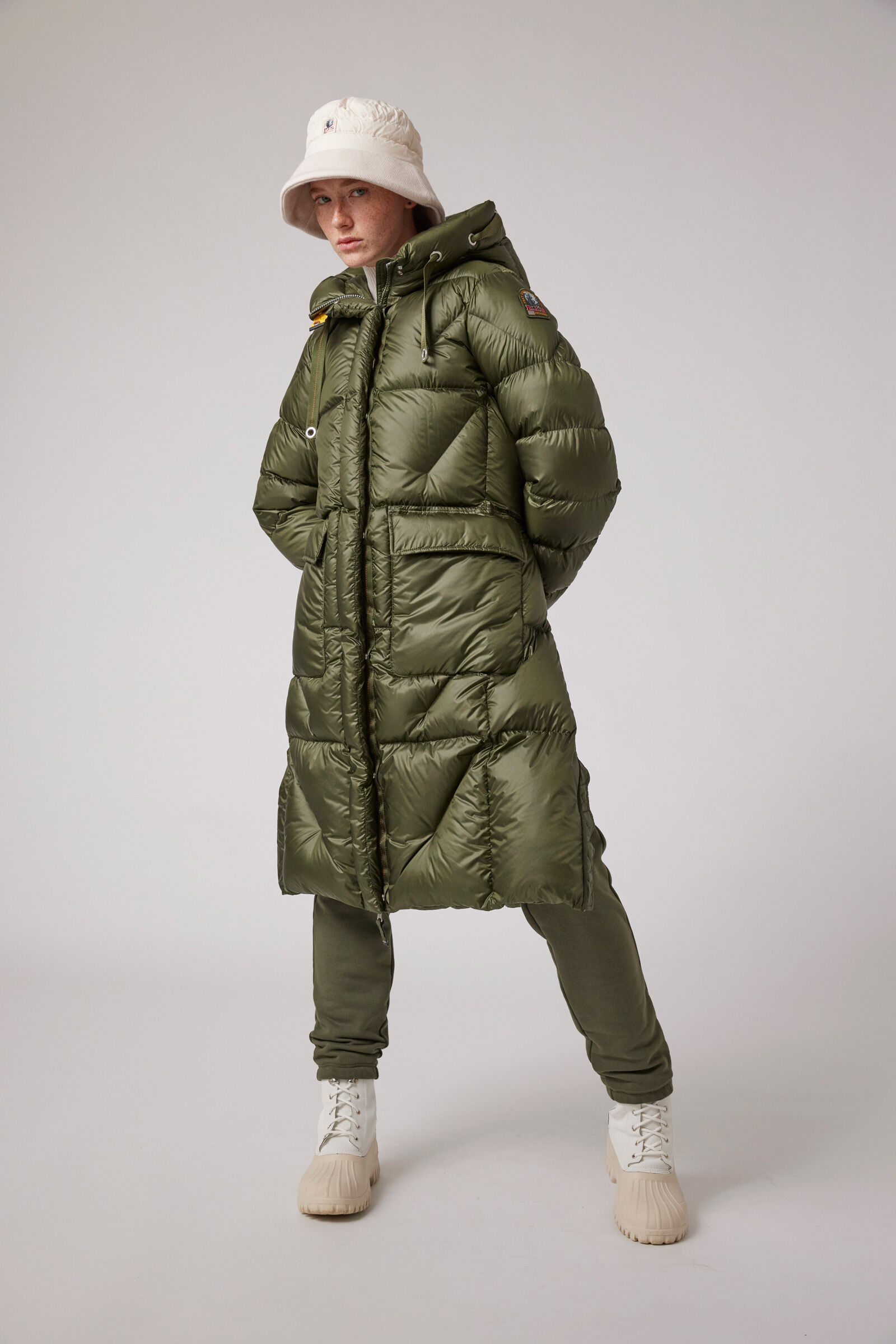 LEONIE - HOODED DOWN JACKET