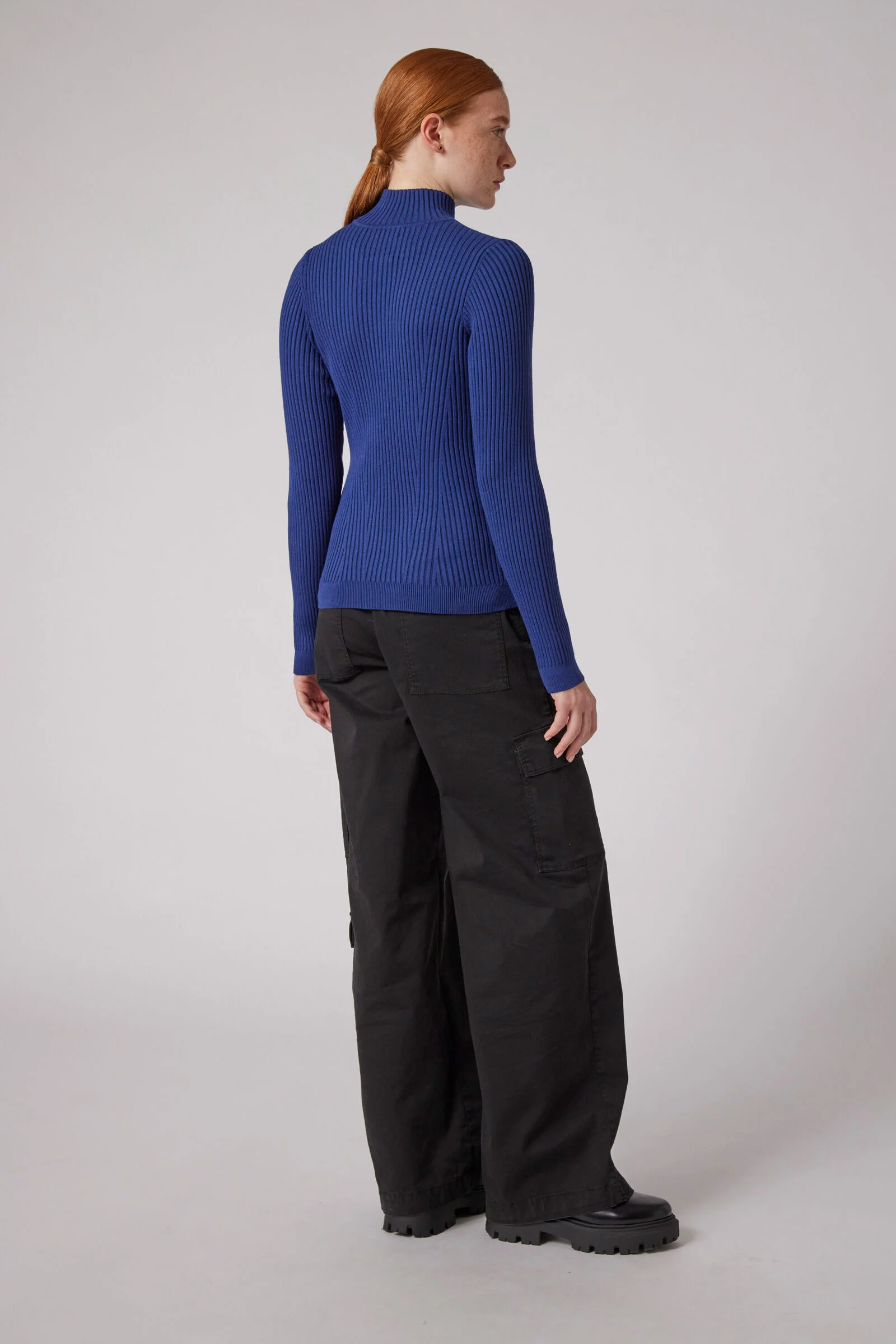 LOTUS - TURTLENECK SWEATER