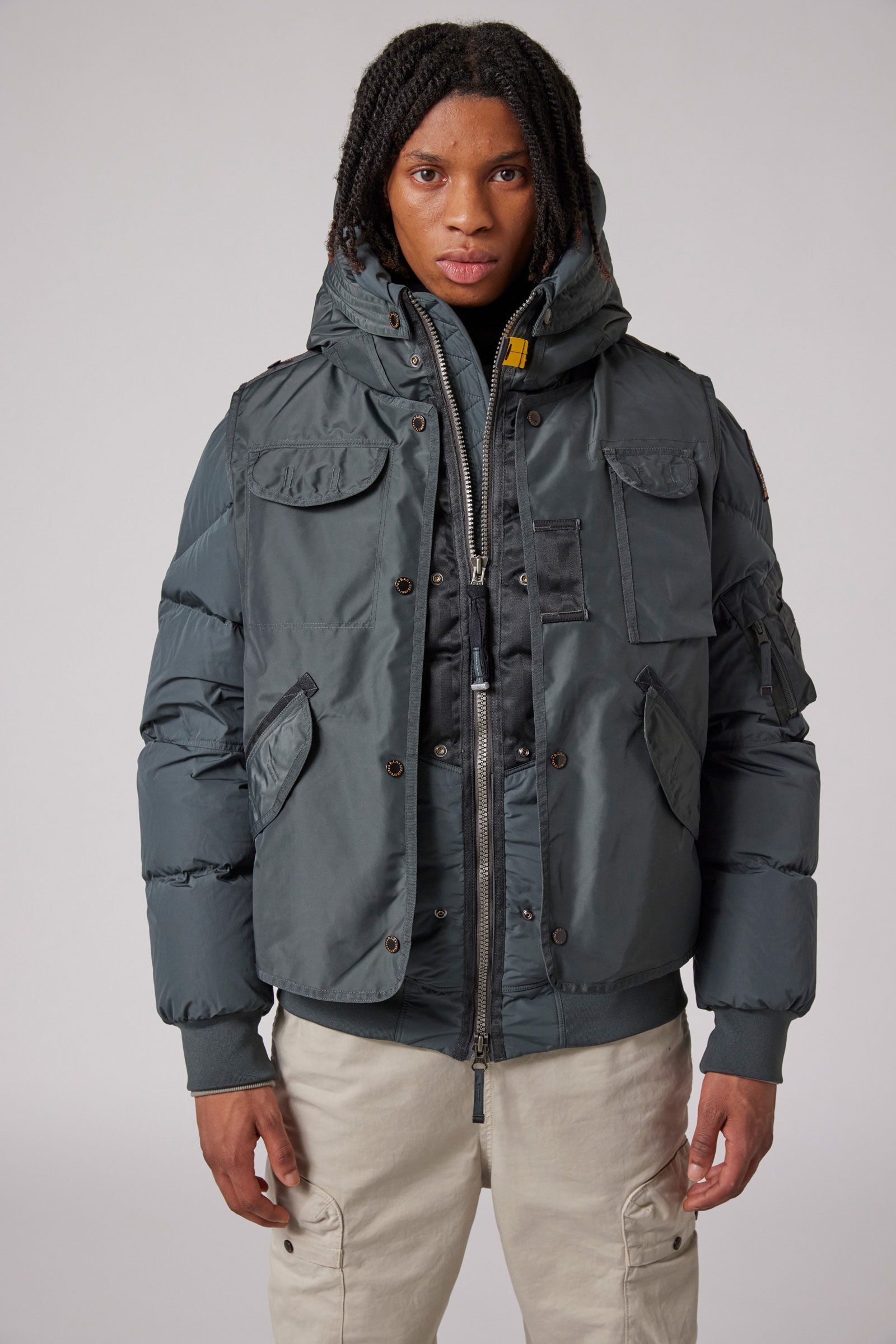 CARRIER - HOODED BOMBER