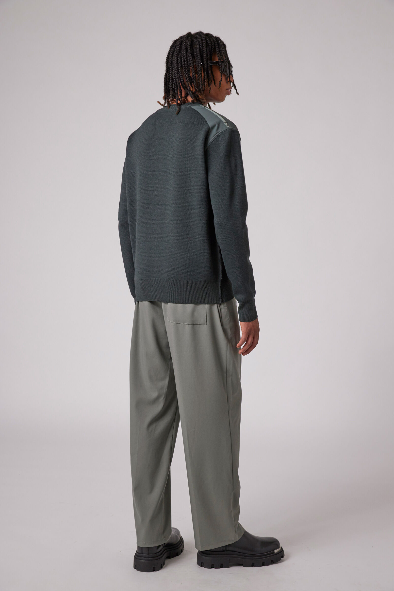 BRAW - CREWNECK SWEATER