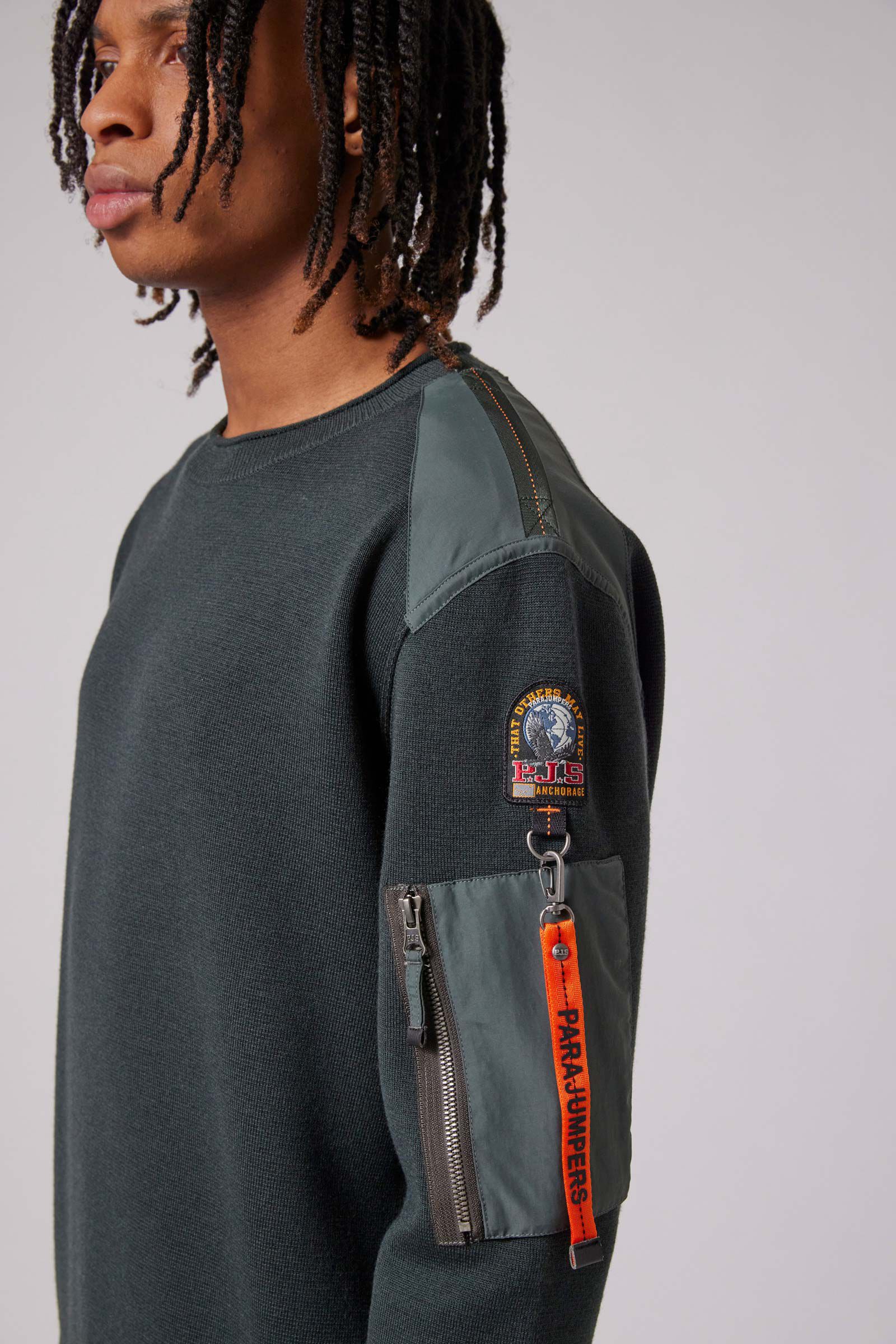 BRAW - CREWNECK SWEATER