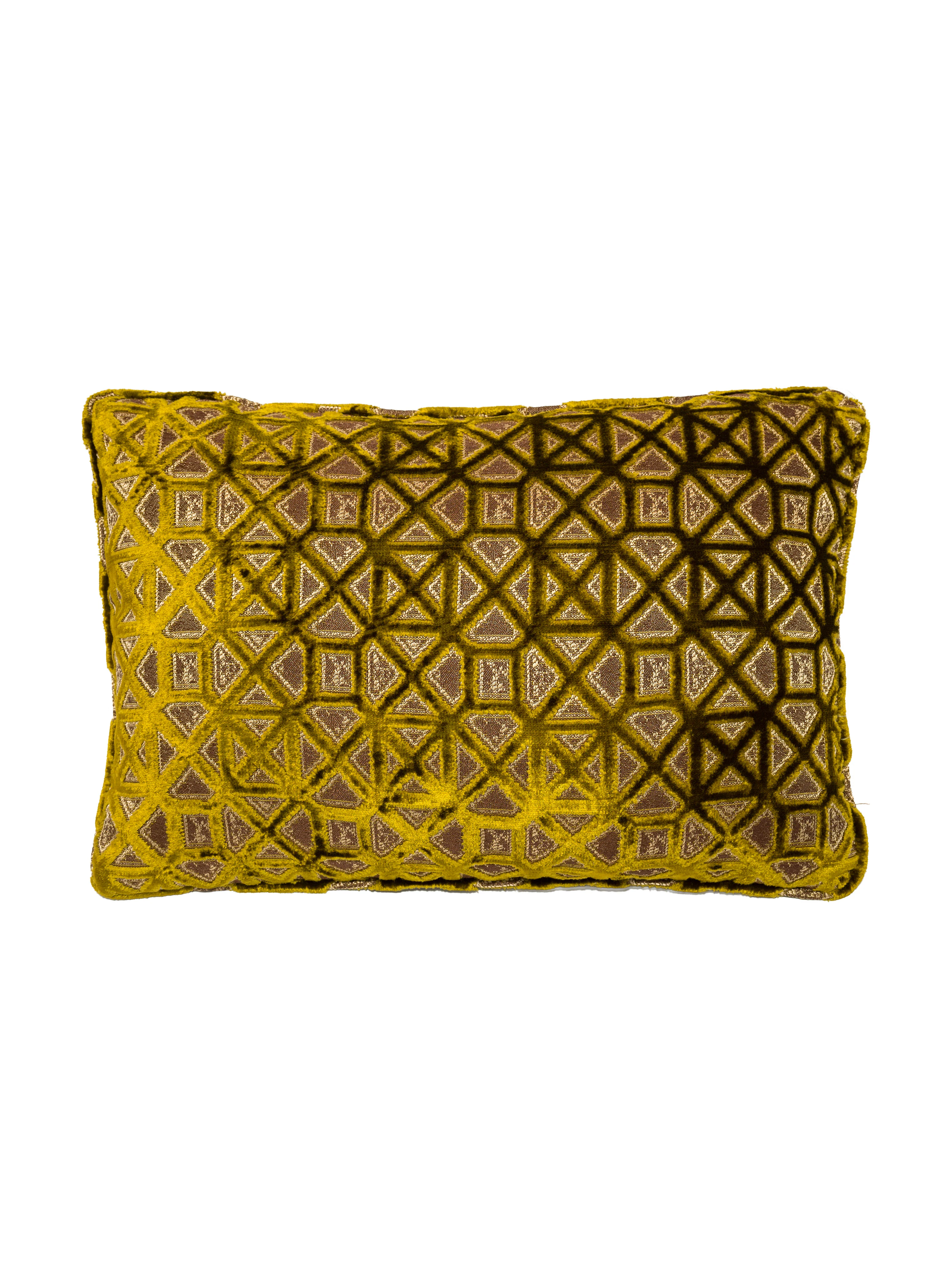 Geometrik Desenli Yeşil Yastık