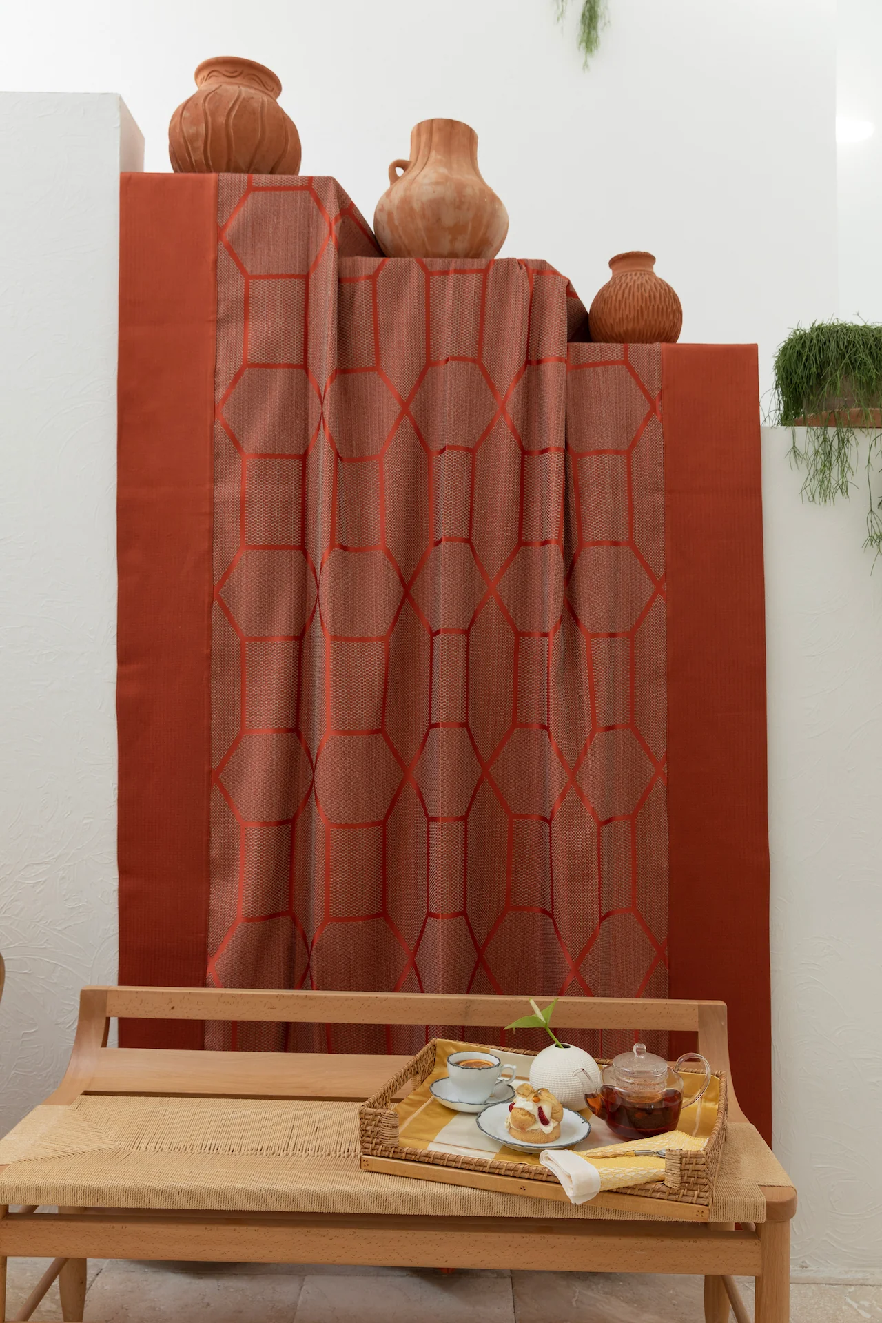 Geometrik Desenli Masa Örtüsü