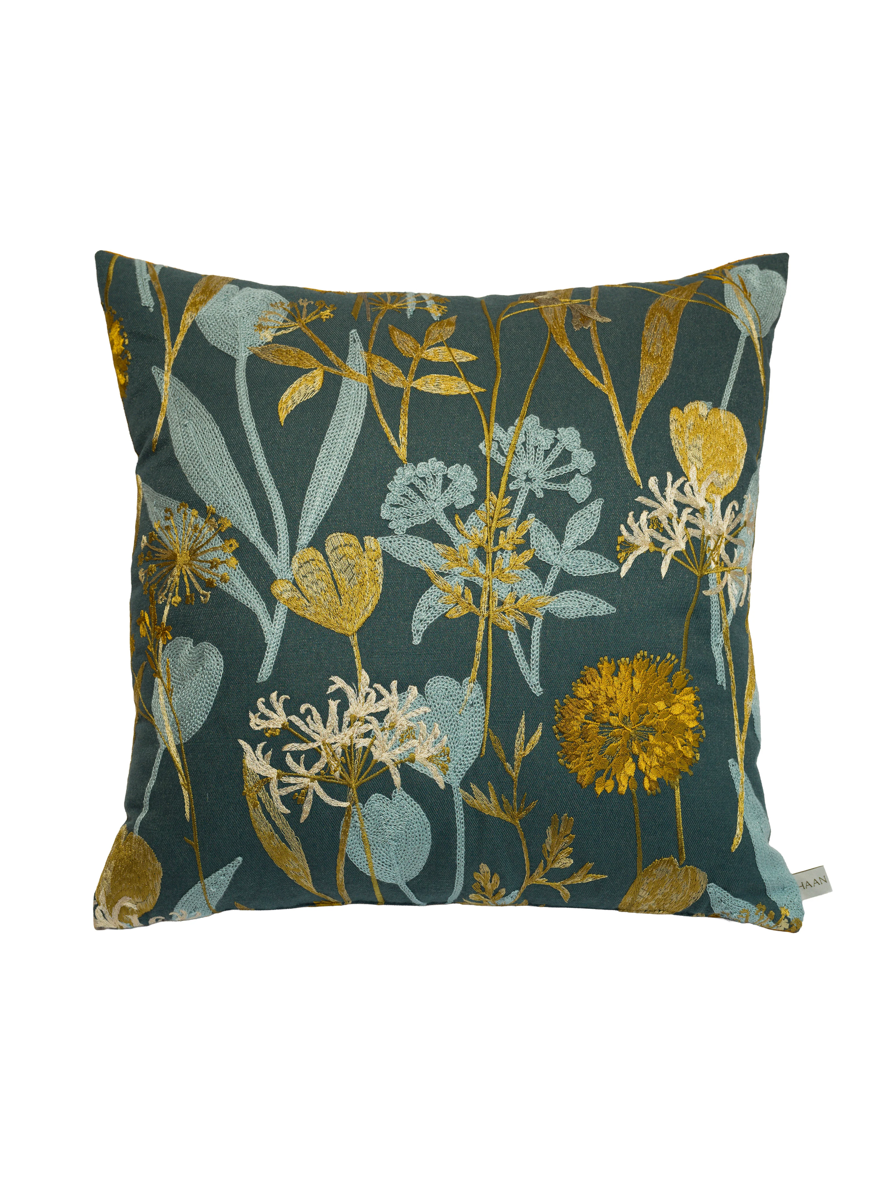 Çiçek Nakışlı Lacivert Yastık