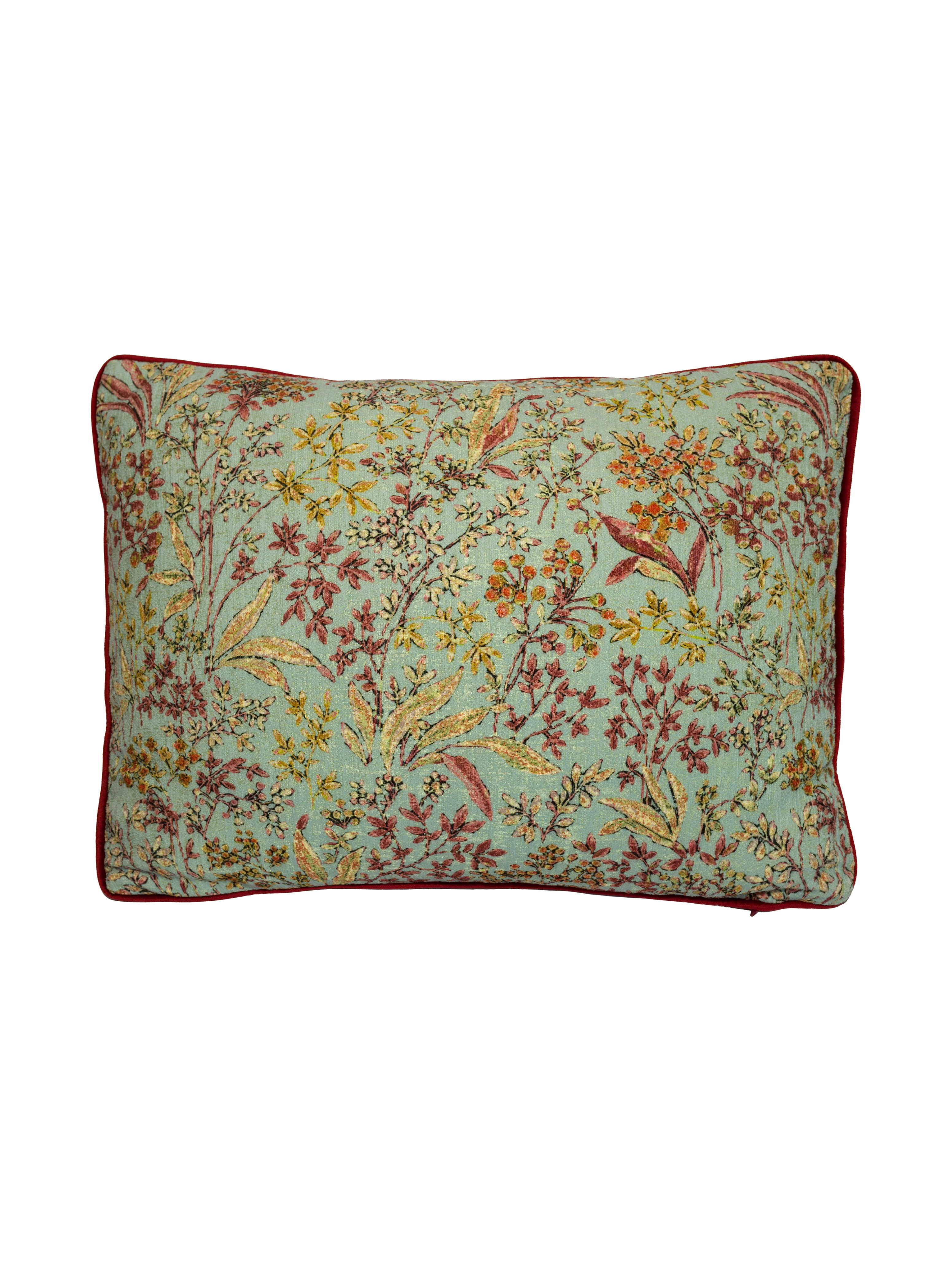 Çiçek Desenli Bordo Yastık