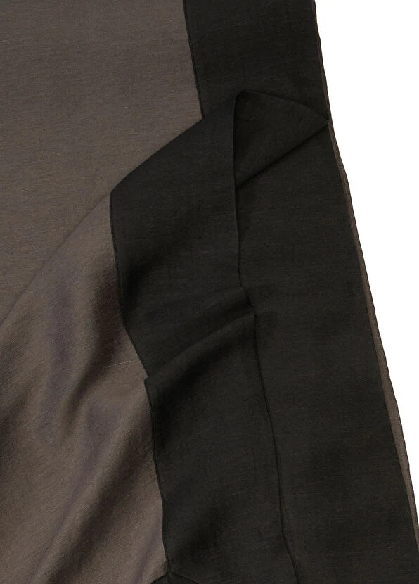 Çift Taraflı Siyah  Keten Masa Örtüsü