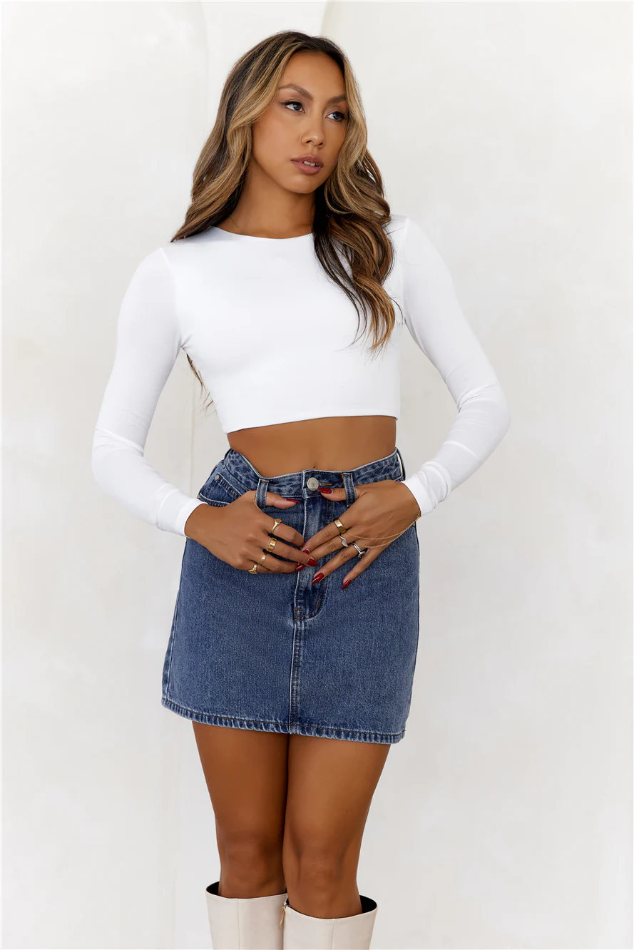 BASE Errands All Day Long Sleeve Crop Top White