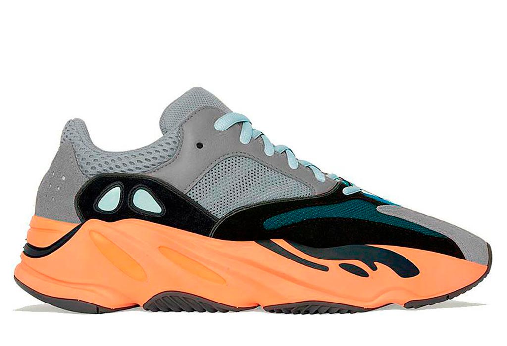 Adidas Yeezy Boost 700