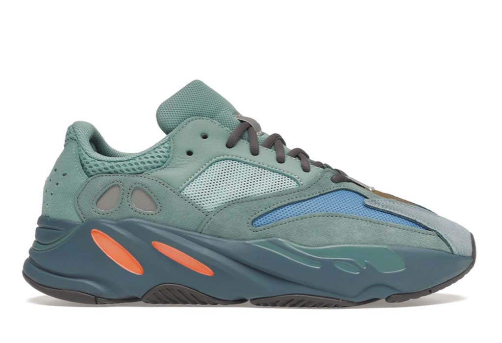 Adidas Yeezy Boost 700