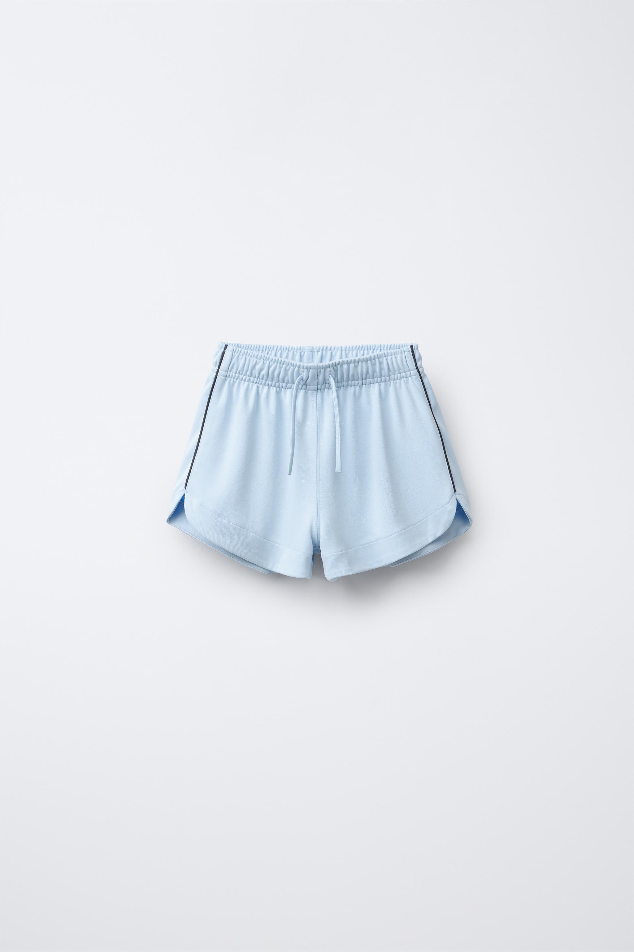 PIPING DETAIL SHORTS