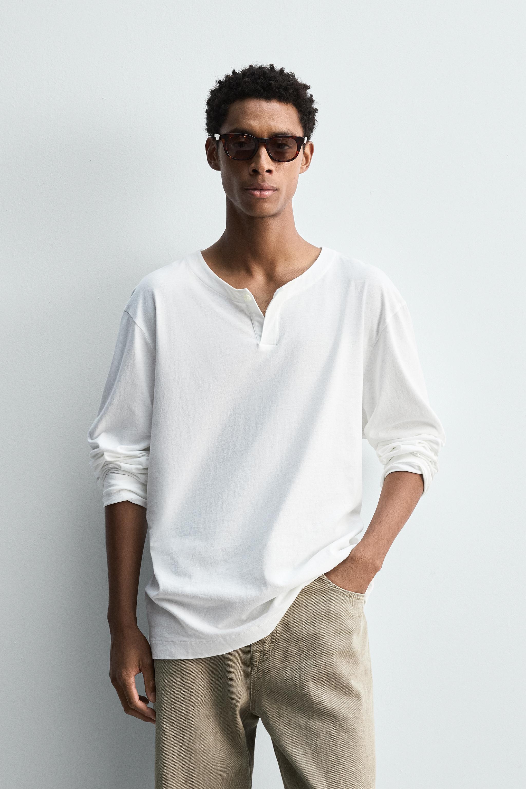 BUTTON NECK T-SHIRT