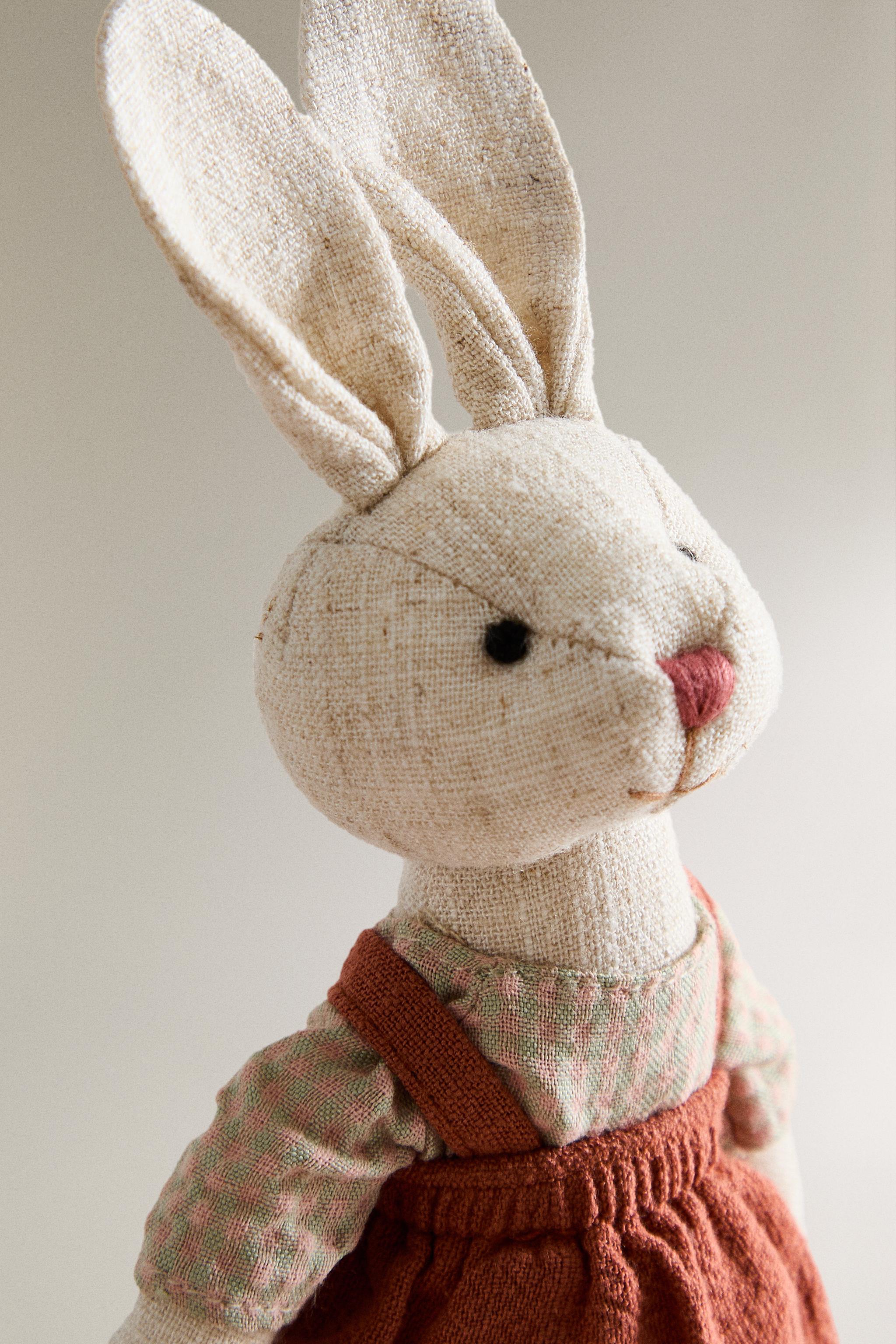 CHILDREN'S BUNNY PLUSH TOY