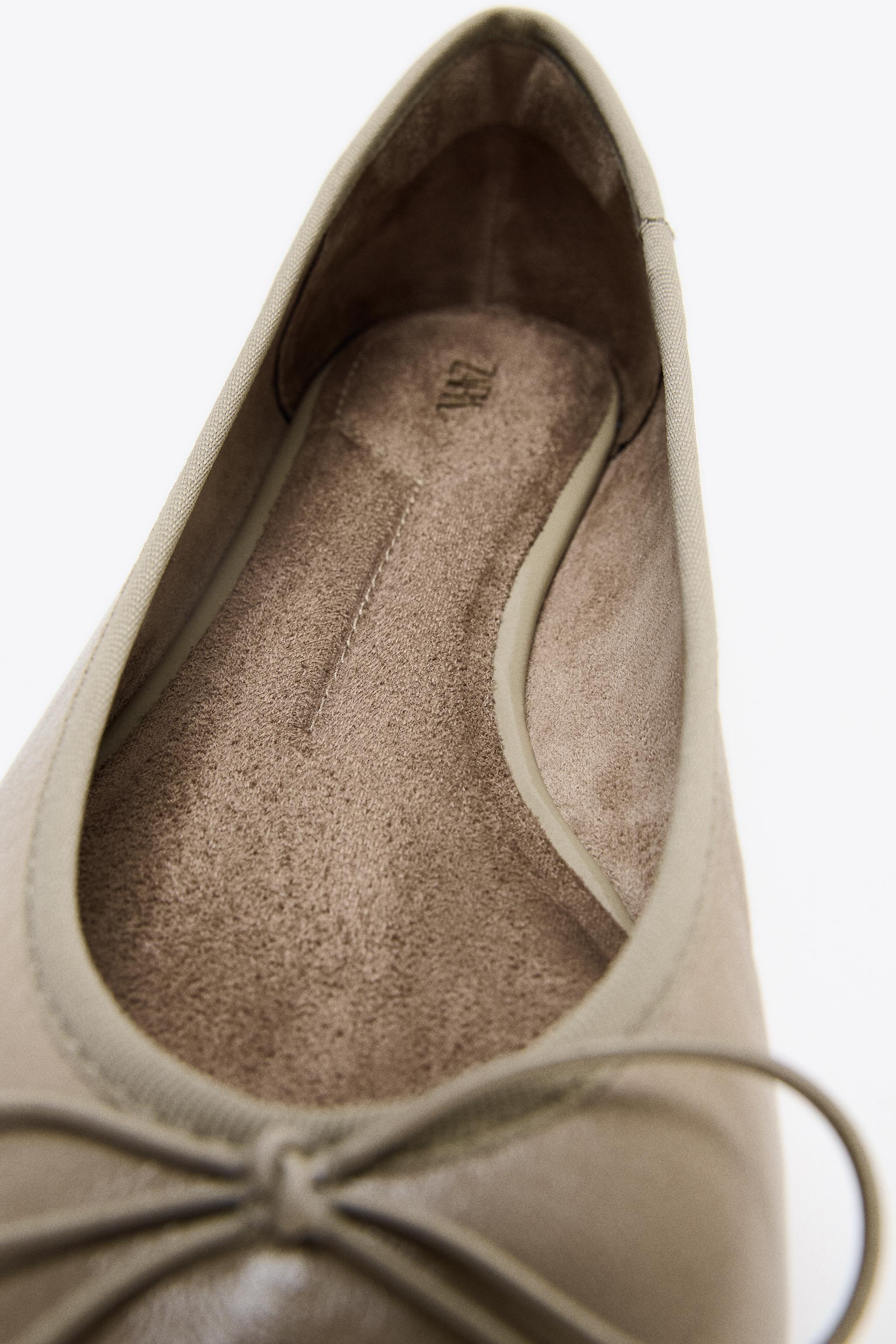 LEATHER BALLET FLATS WITH BOW