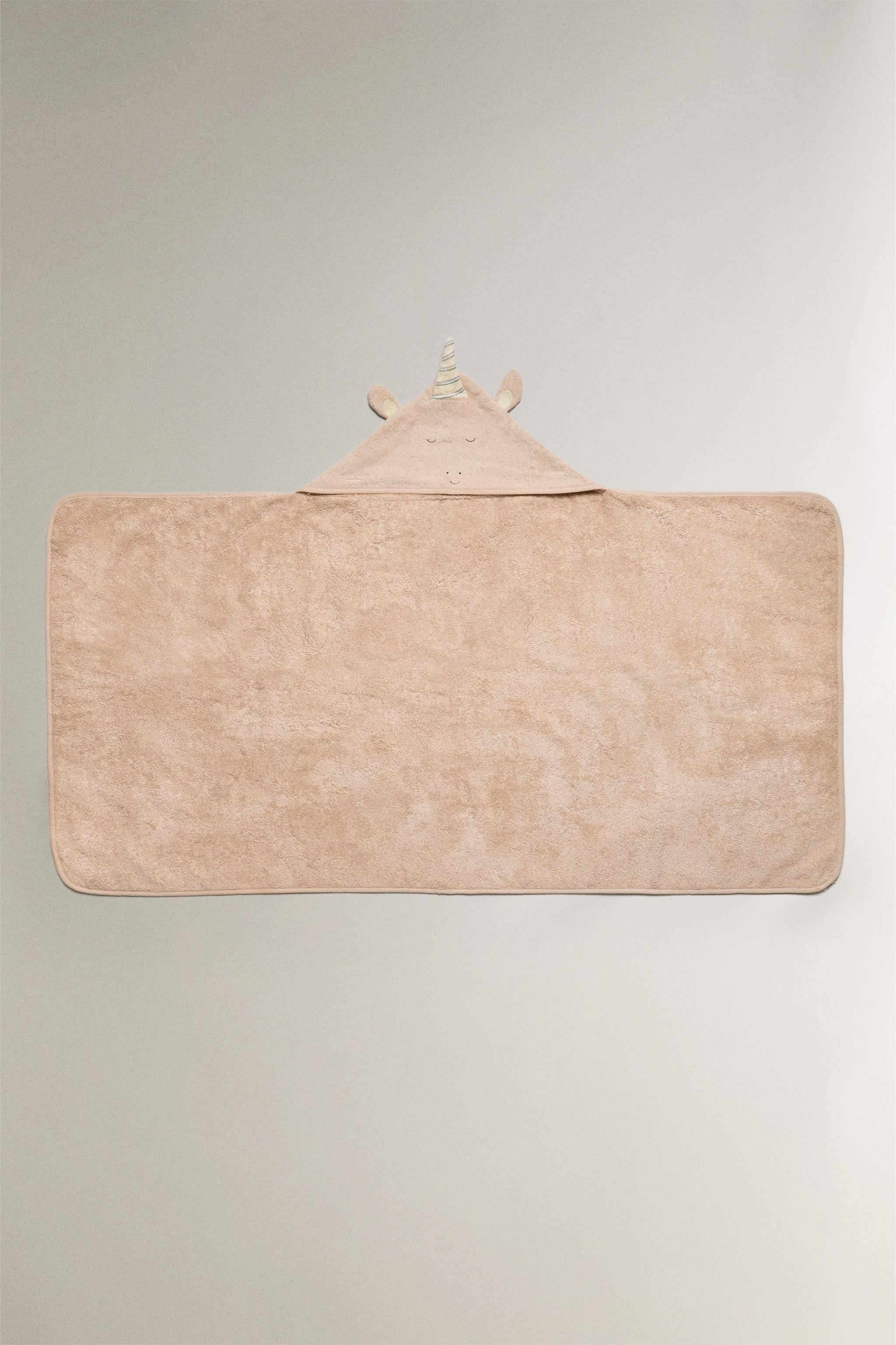 HOODED BABY BATH TOWEL