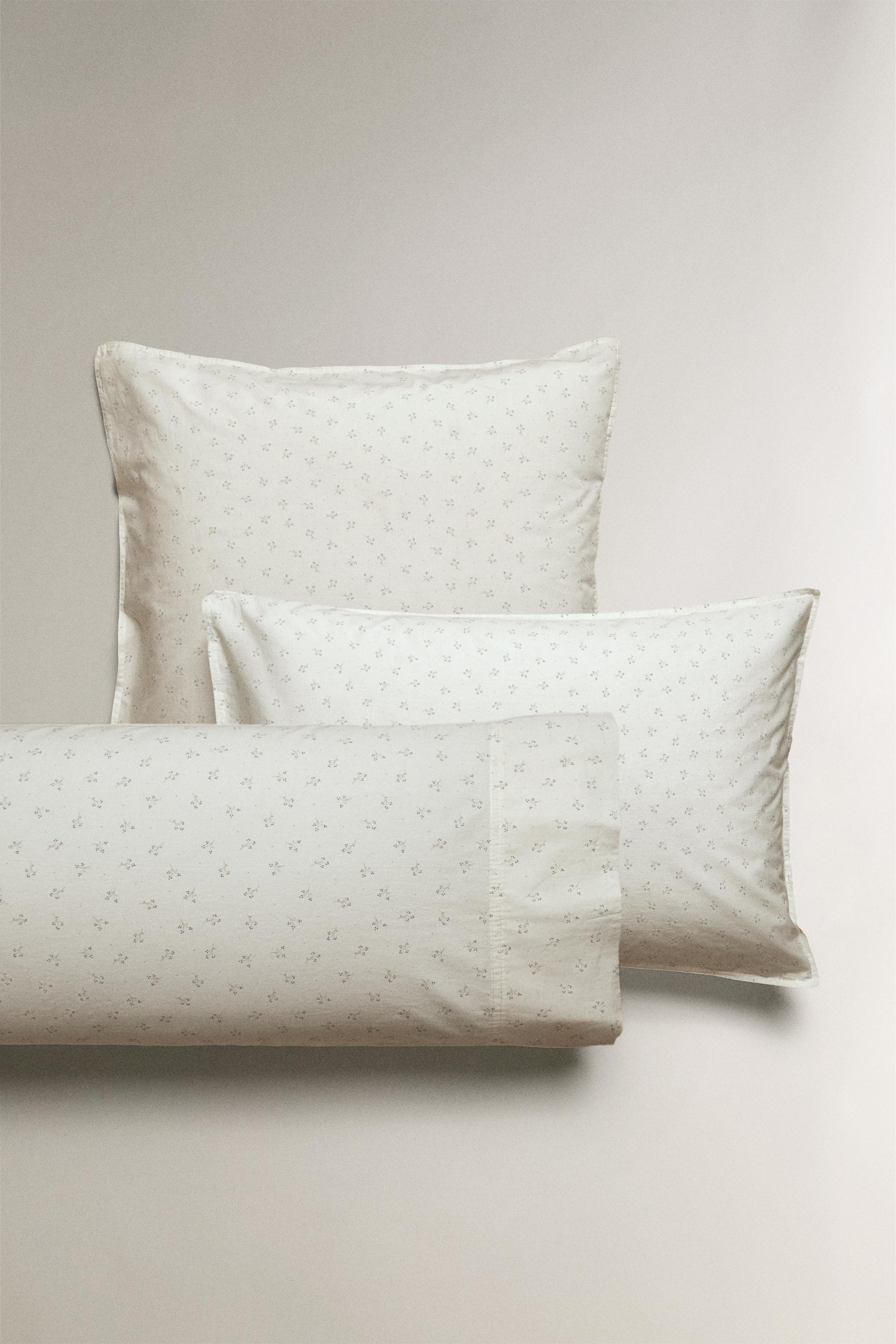 CHILDREN'S COTTON PILLOWCASE WITH MINI FLOWERS