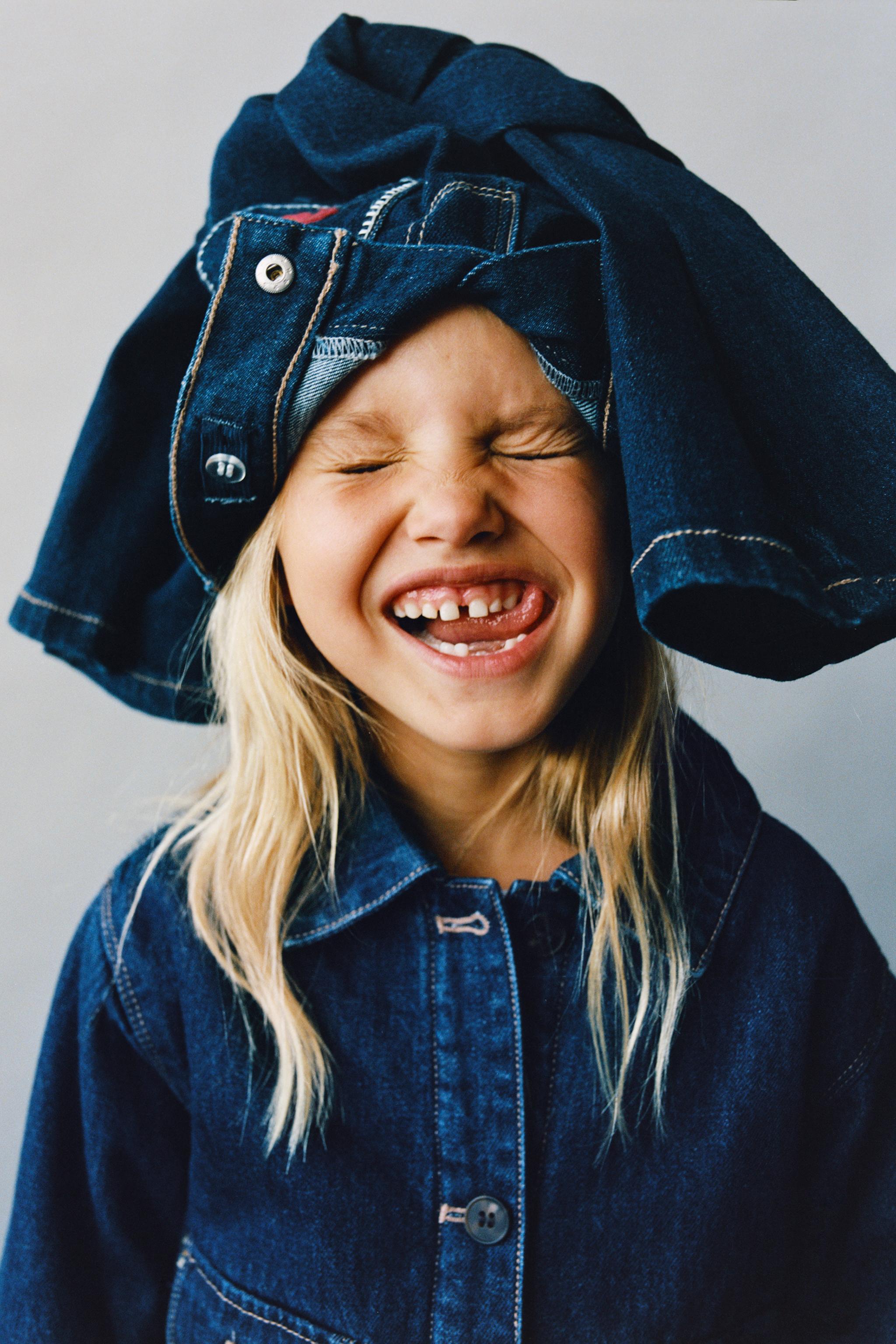 EMBROIDERED FLORAL FLEECE DENIM JACKET