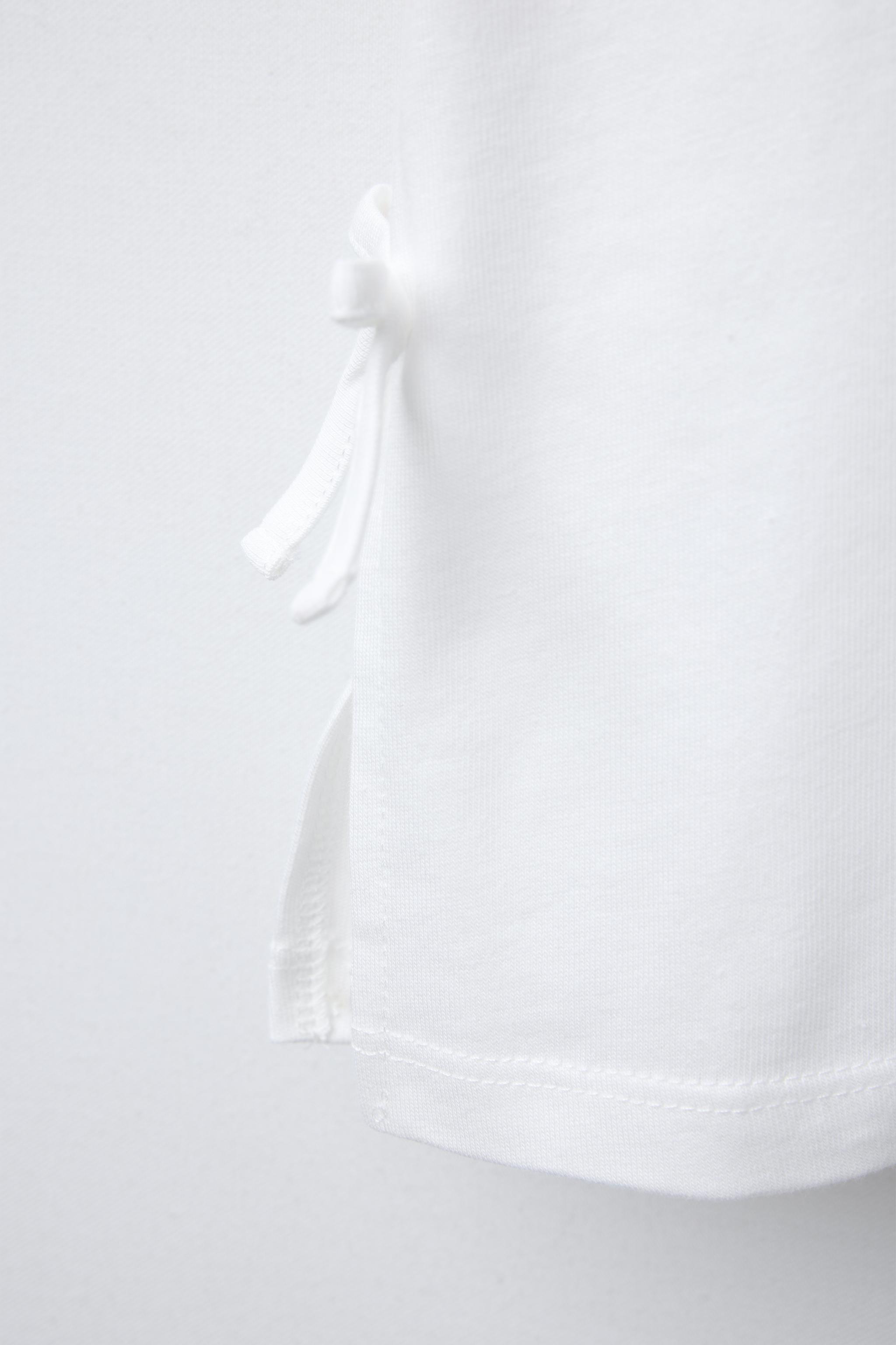 RIBBON PRINT T-SHIRT