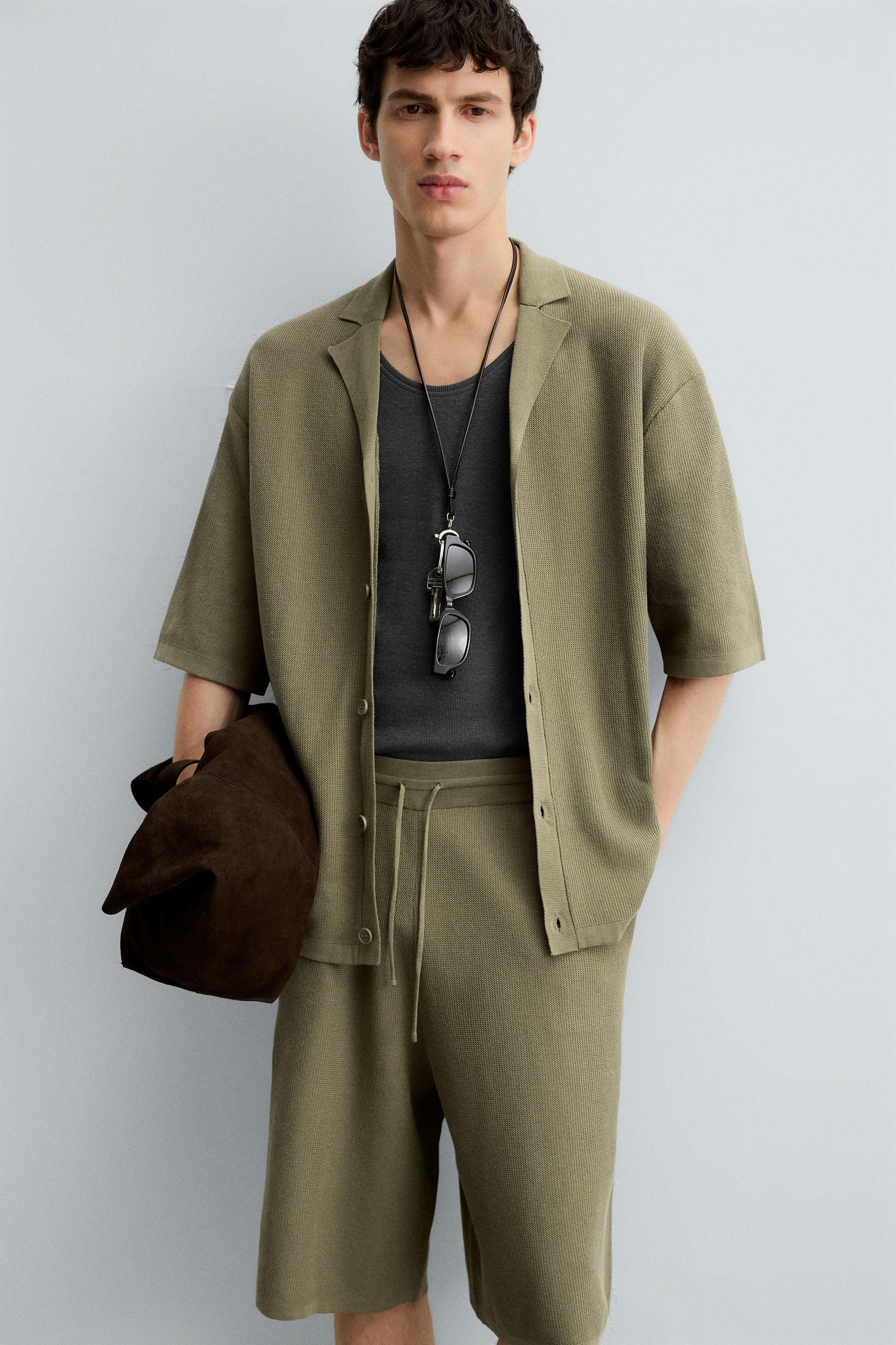 TEXTURED KNIT SHORTS