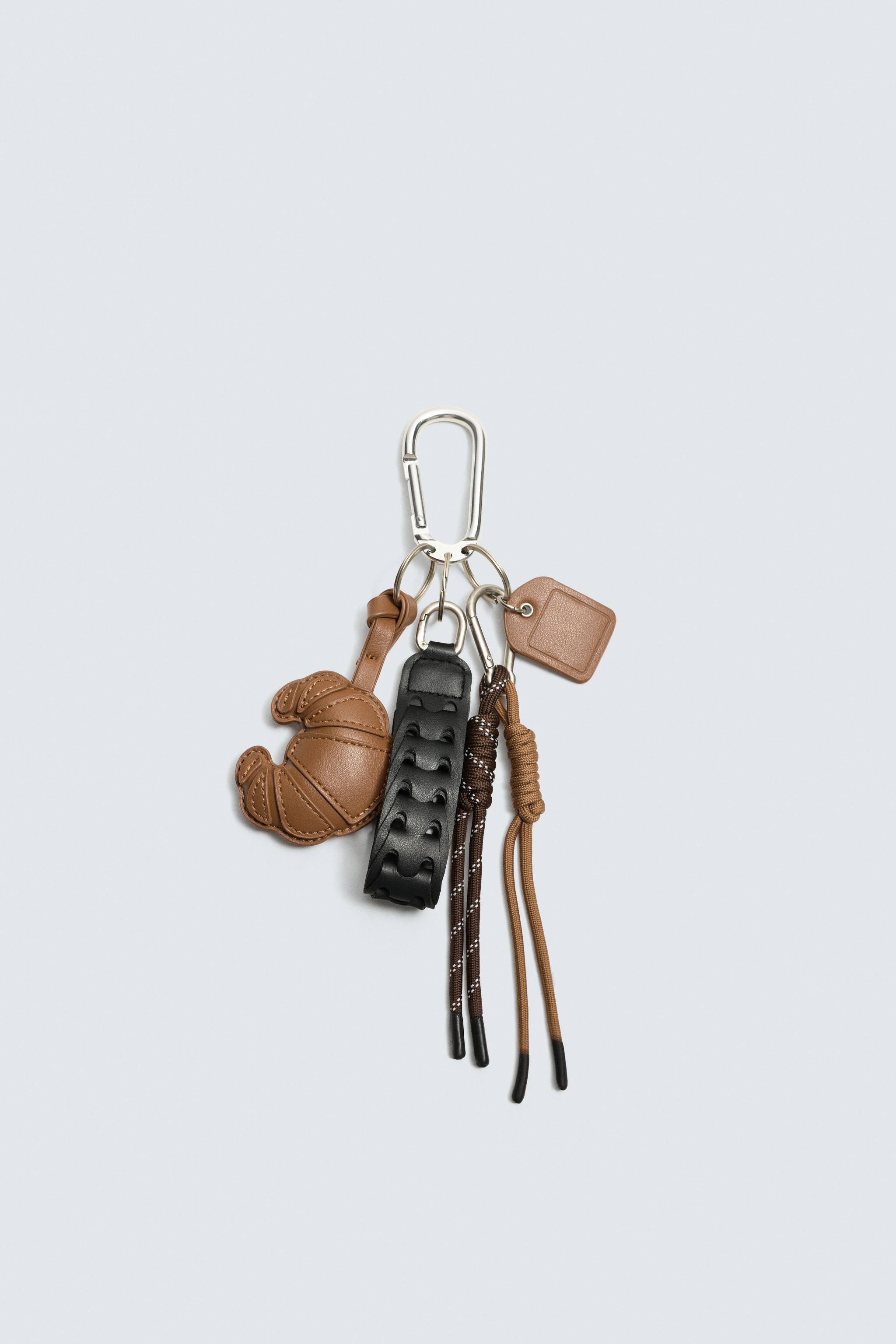 MULTICHARM KEYCHAIN
