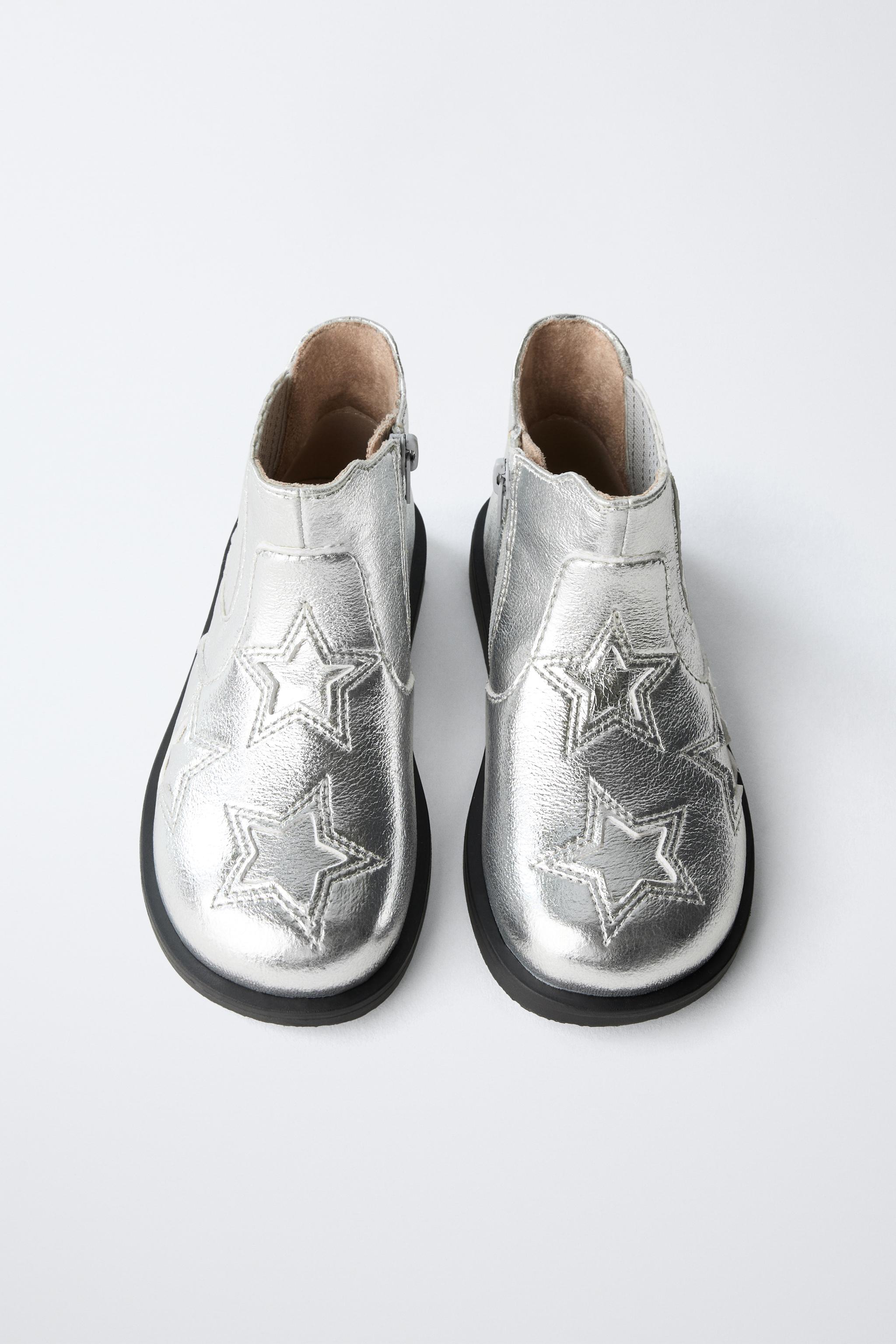 STAR BOOTS
