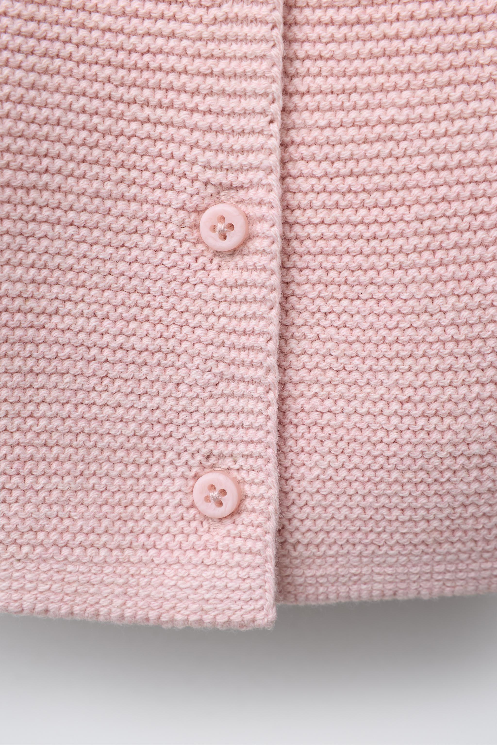 CROCHET FLOWER KNIT SWEATER