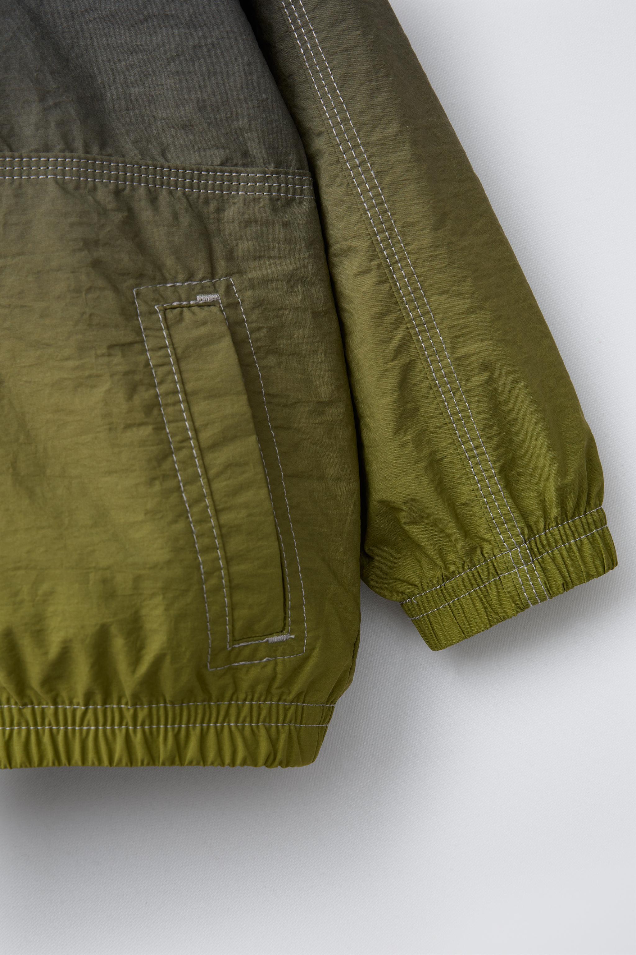 LIGHTWEIGHT LOGO RAINCOAT