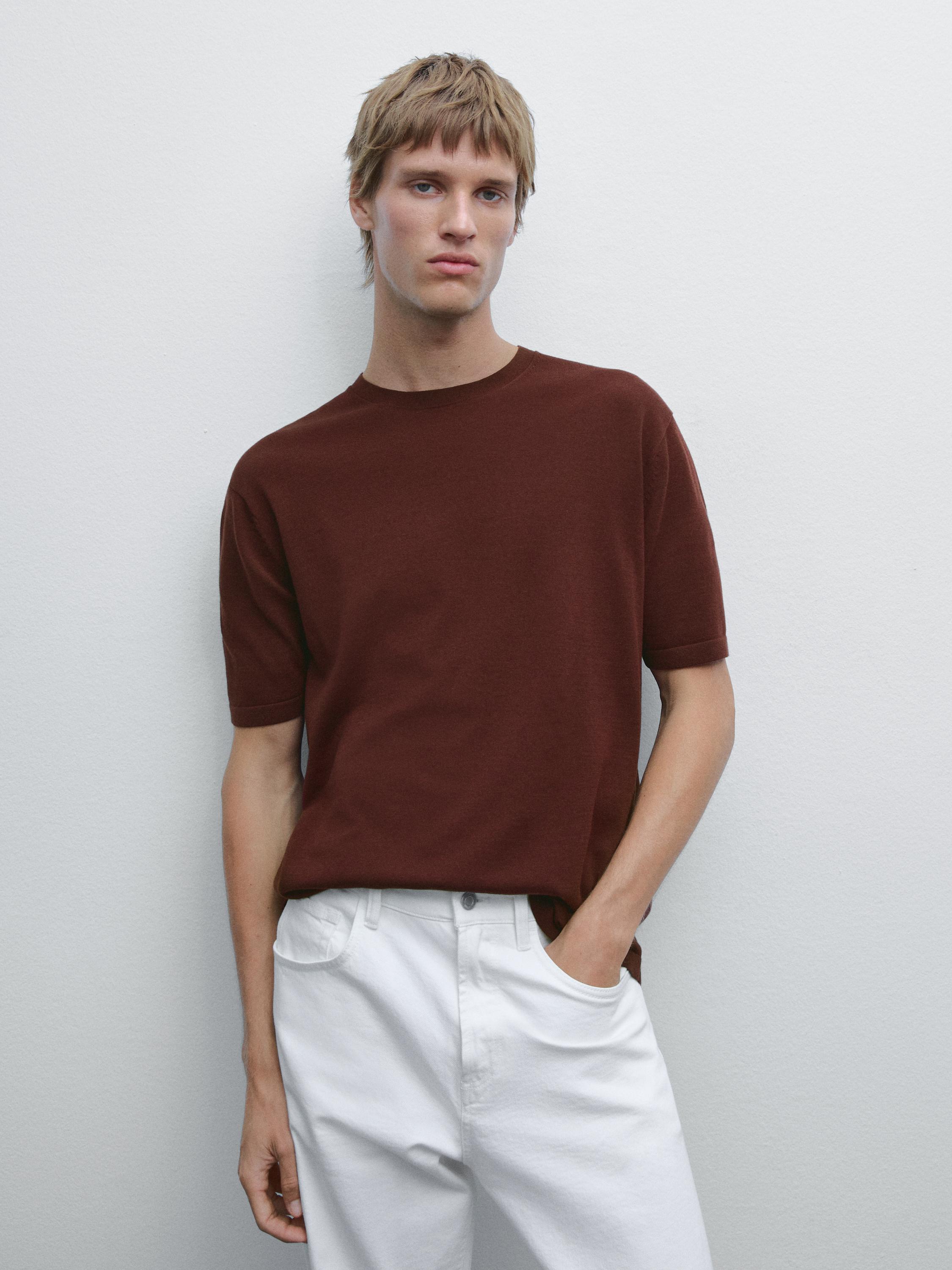 100% cotton knit T-shirt