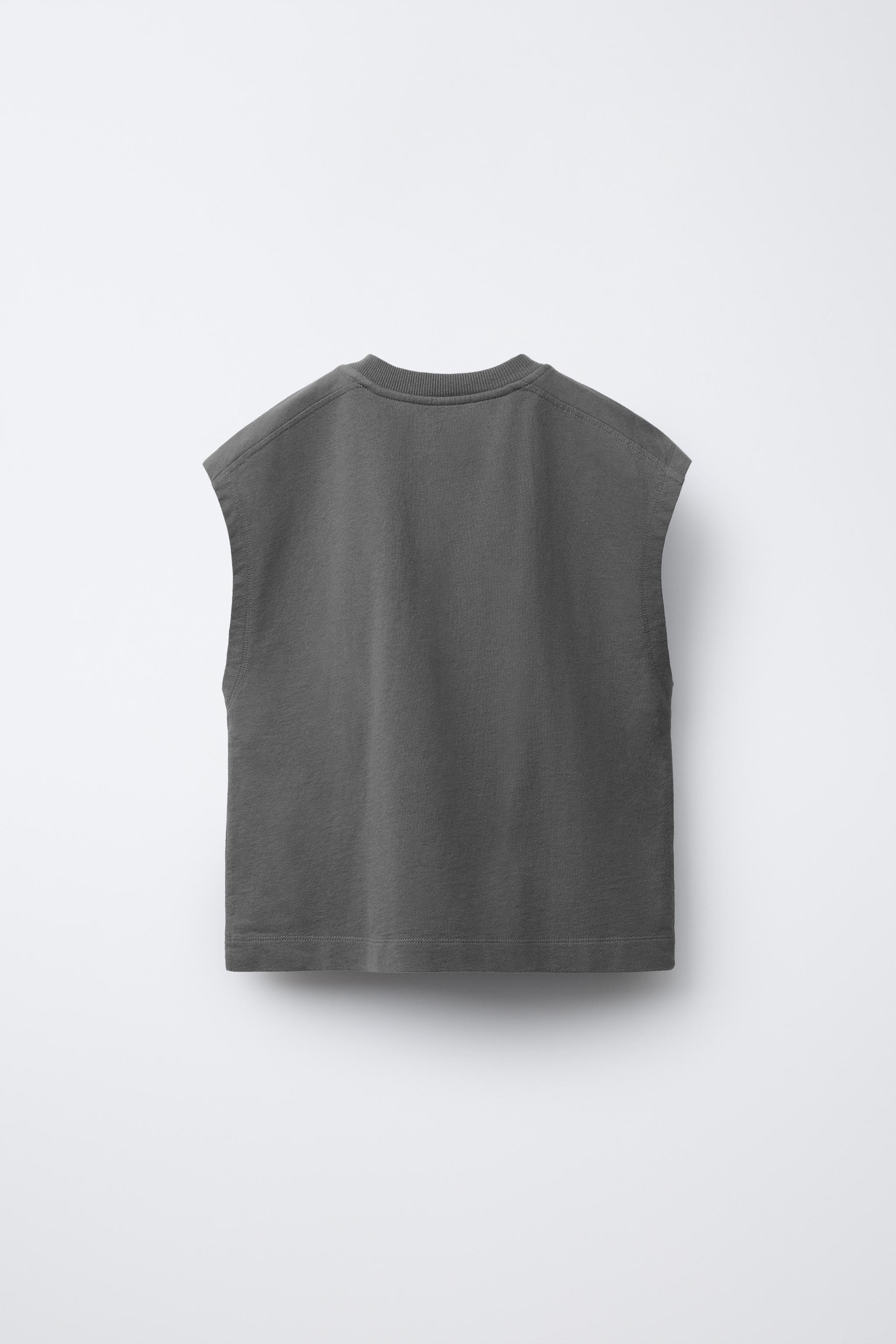 GRAFFITI PRINT T-SHIRT