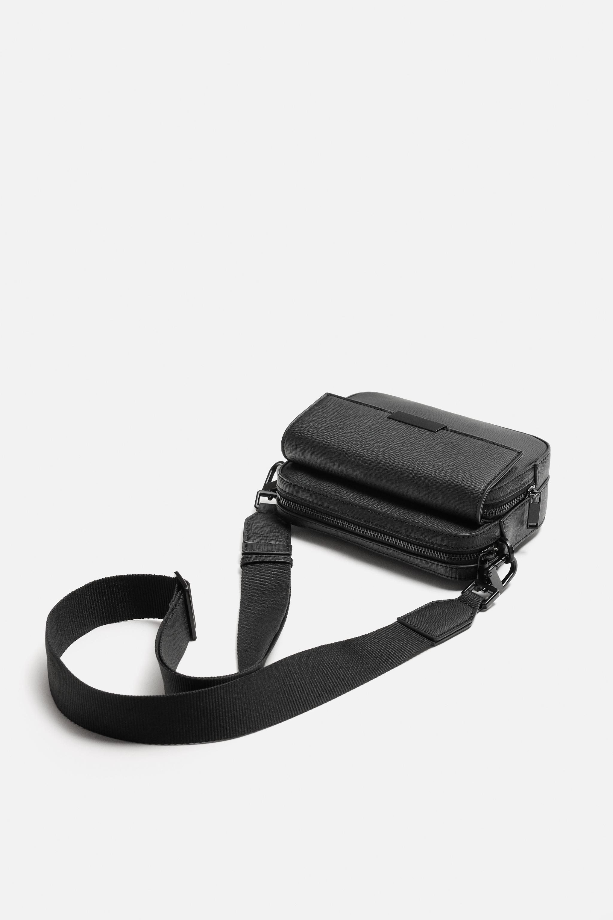 TEXTURED CROSSBODY BAG