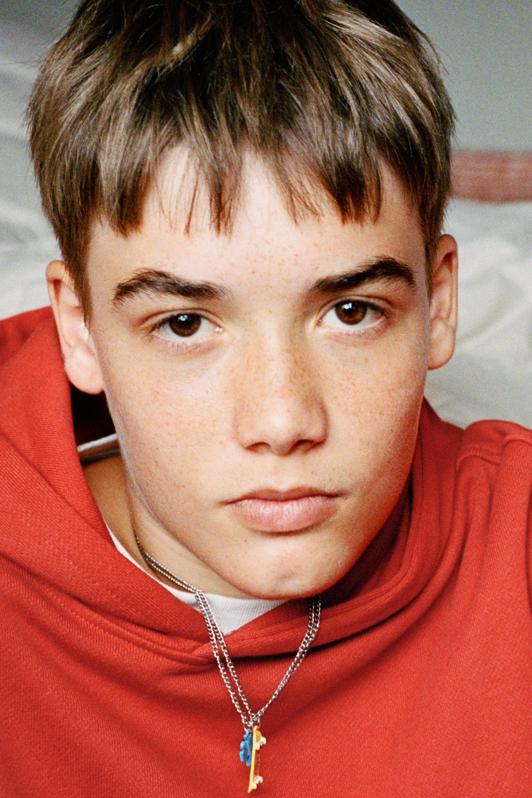 PATCH HOODIE SWEATSHIRT