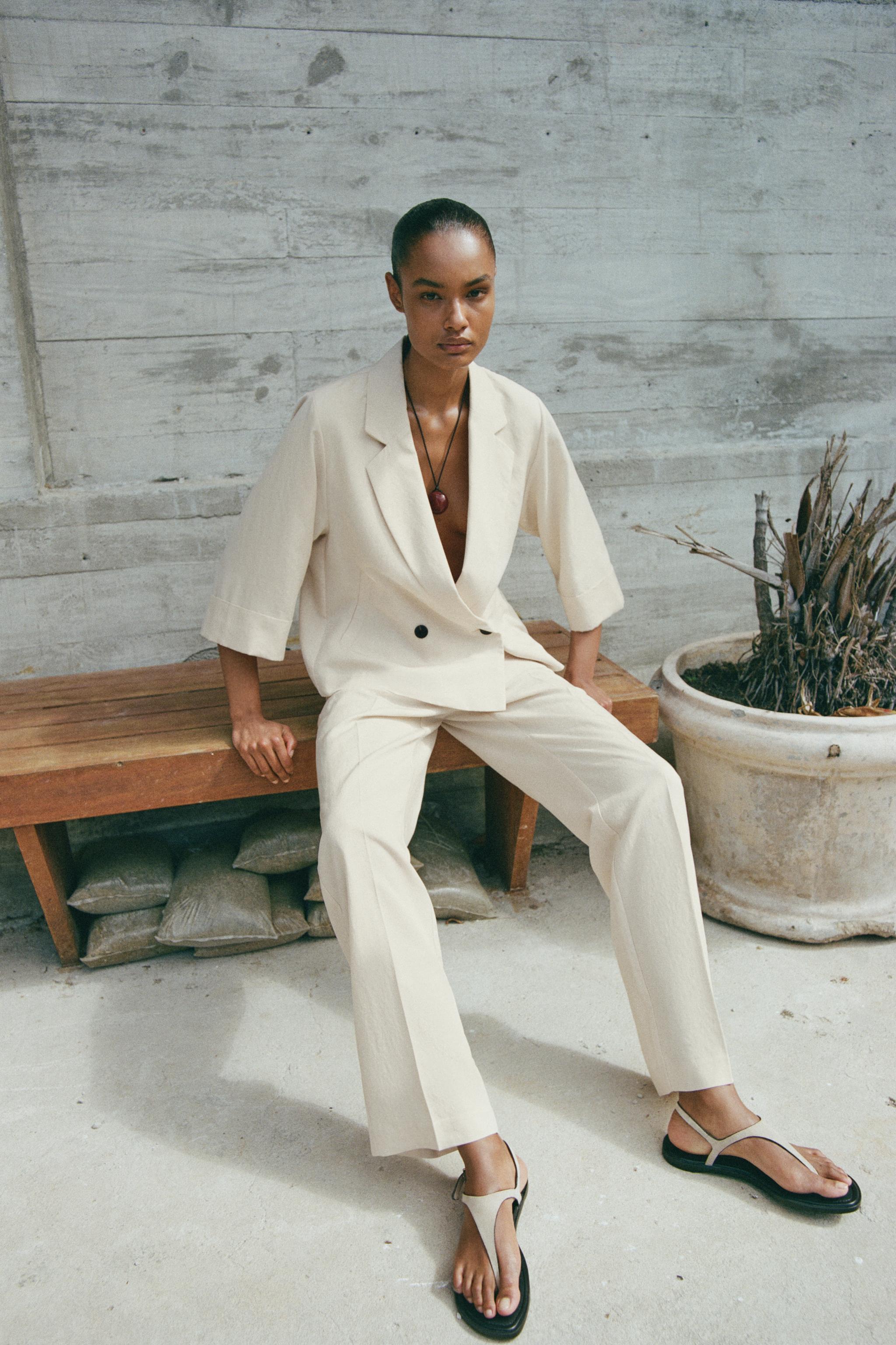 STRAIGHT LEG ELASTIC WAIST PANTS