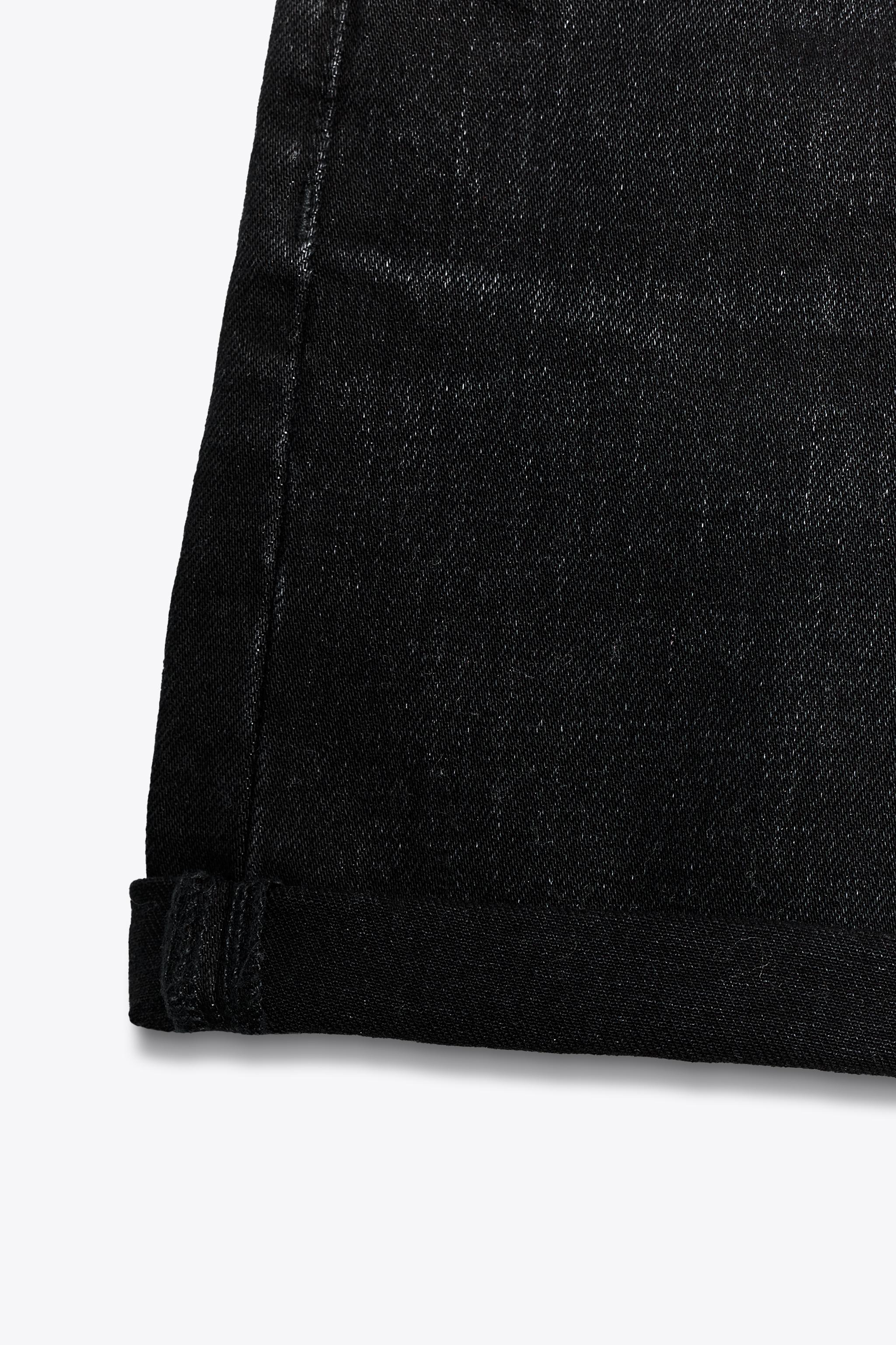 HIGH-WAISTED MOM FIT SHORTS