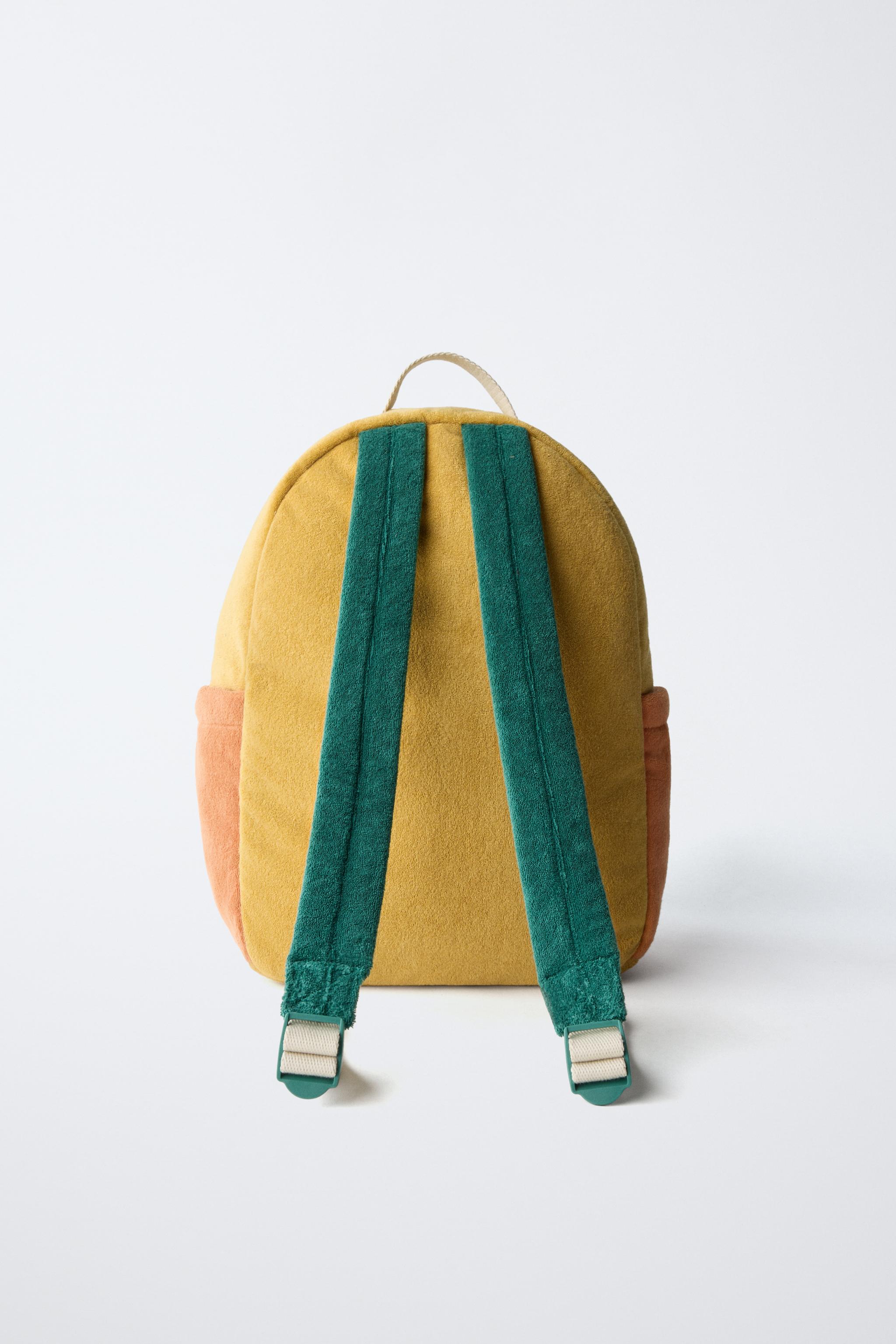 TOWEL BACKPACK