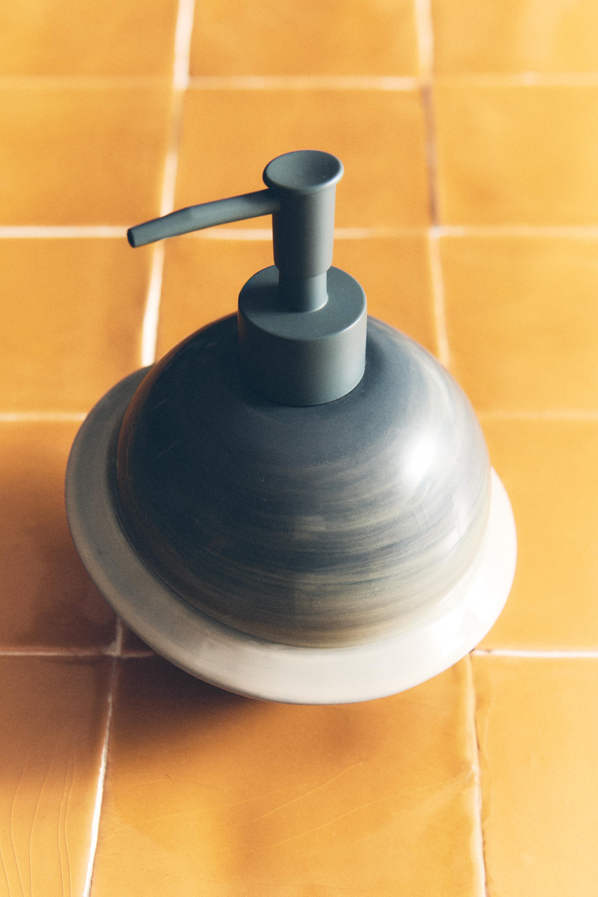 CHILDREN'S PLANET SOAP DISPENSER