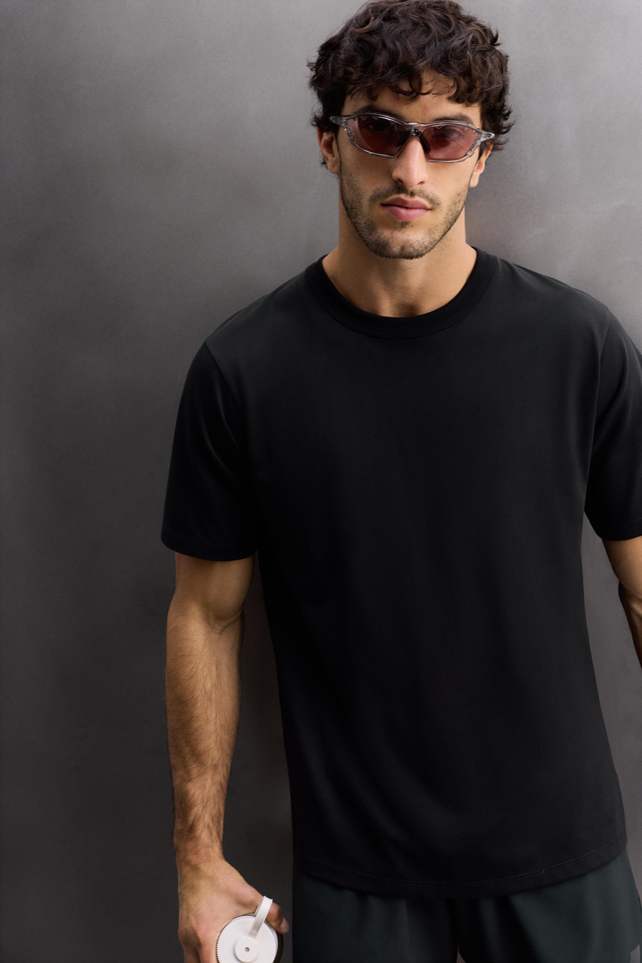 RELAXED FIT TRAINING T-SHIRT