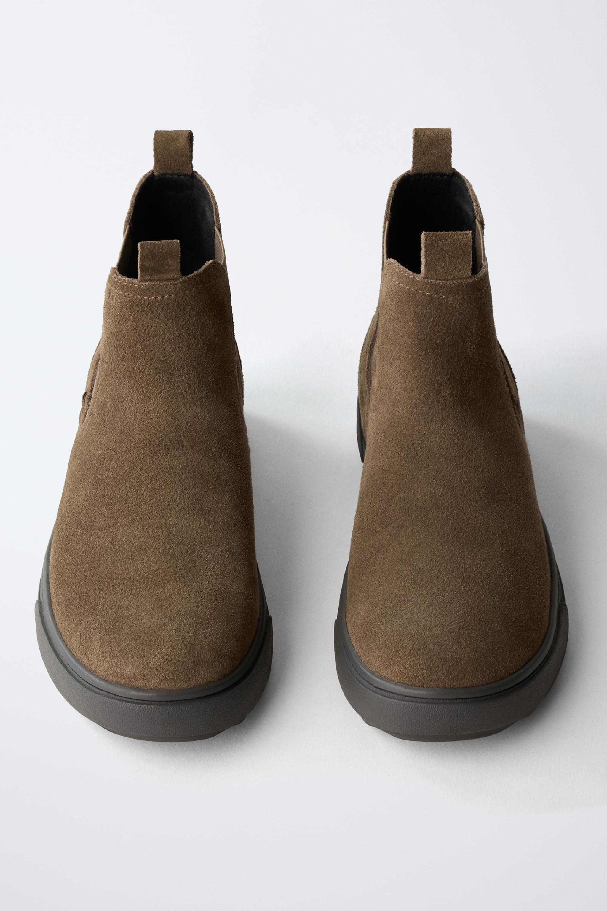 SPLIT LEATHER CHELSEA ANKLE BOOTS