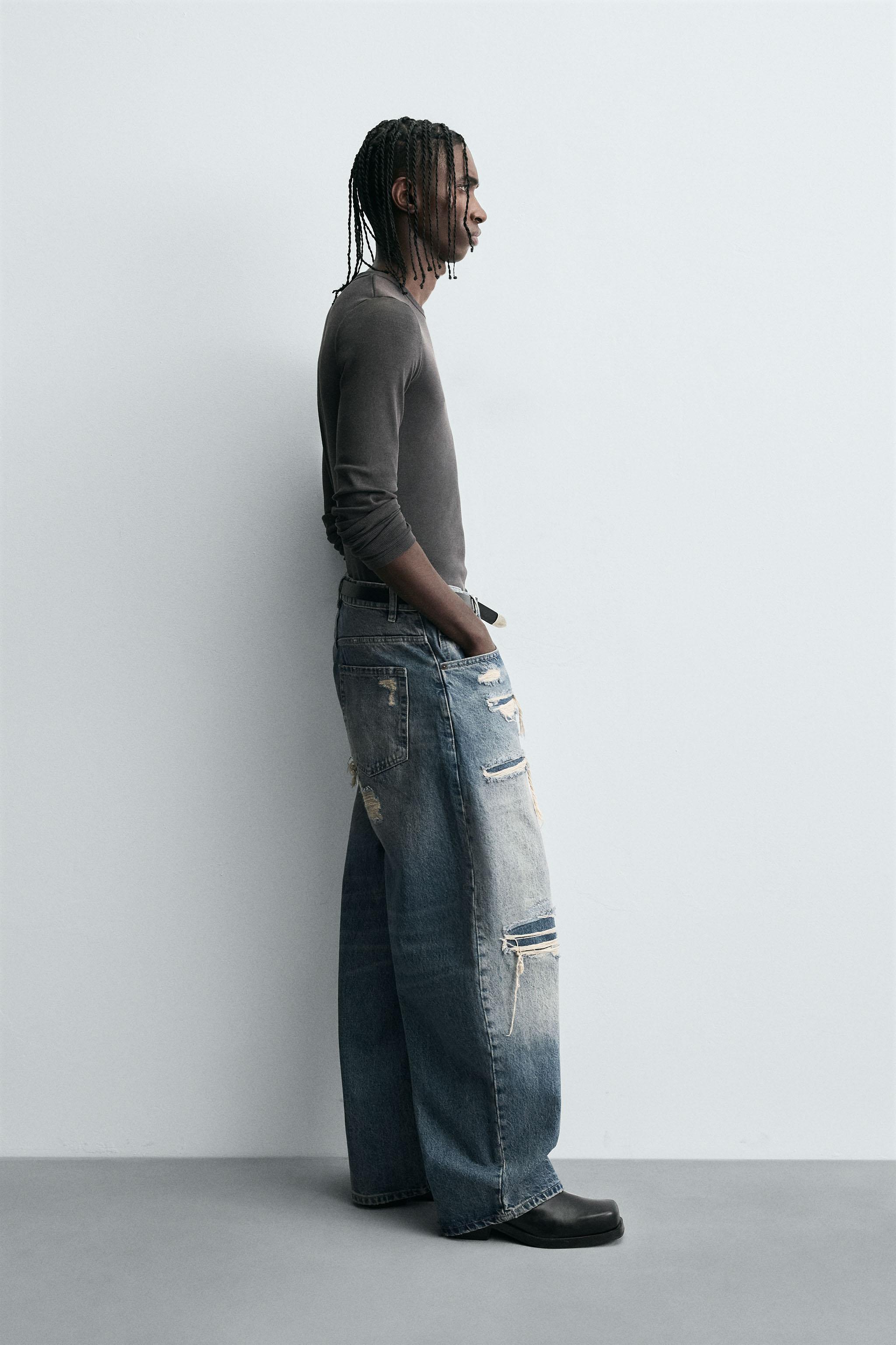 RIPPED BALLOON FIT JEANS