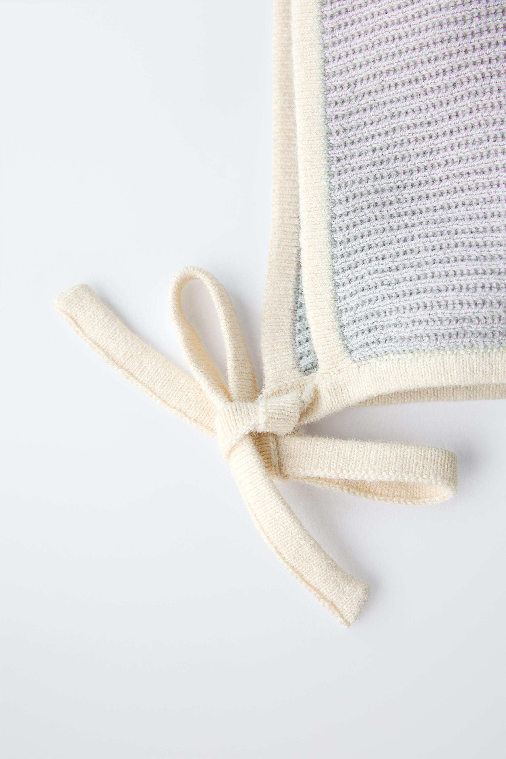 CONTRAST TRIM BONNET