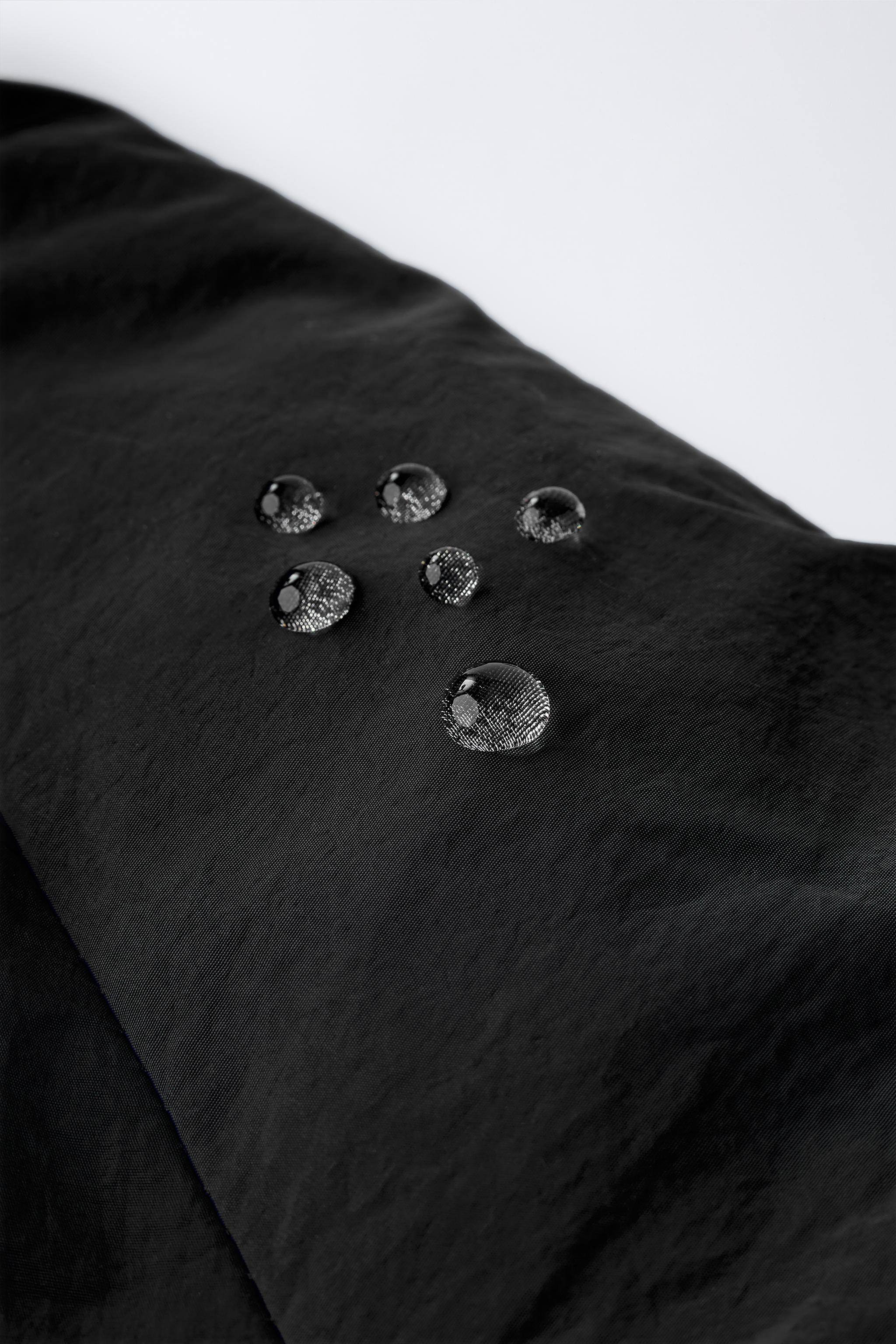WATER REPELLENT HOODED PUFFER JACKET