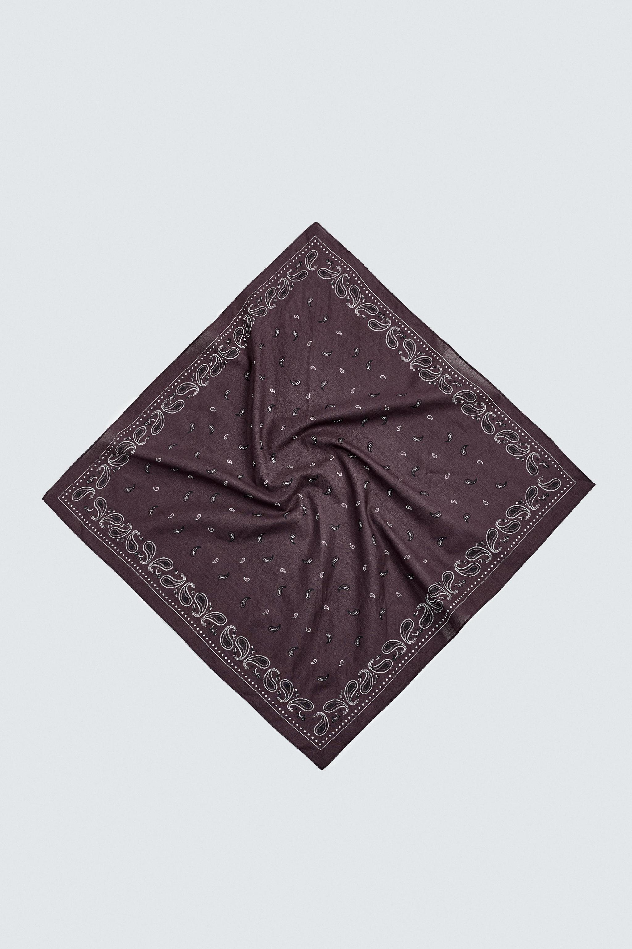 PAISLEY PRINT BANDANA