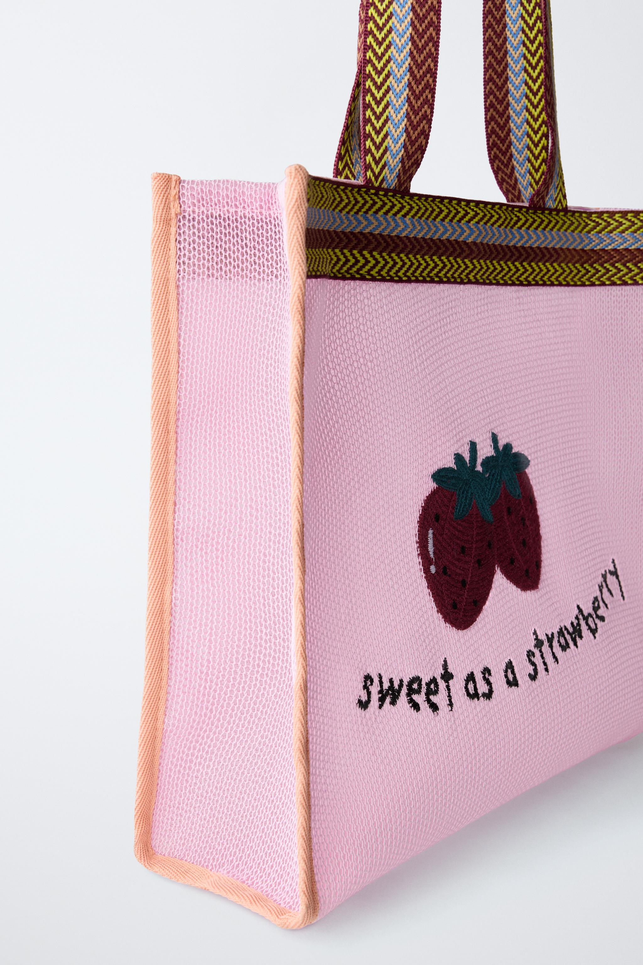 STRAWBERRY SHOPPER