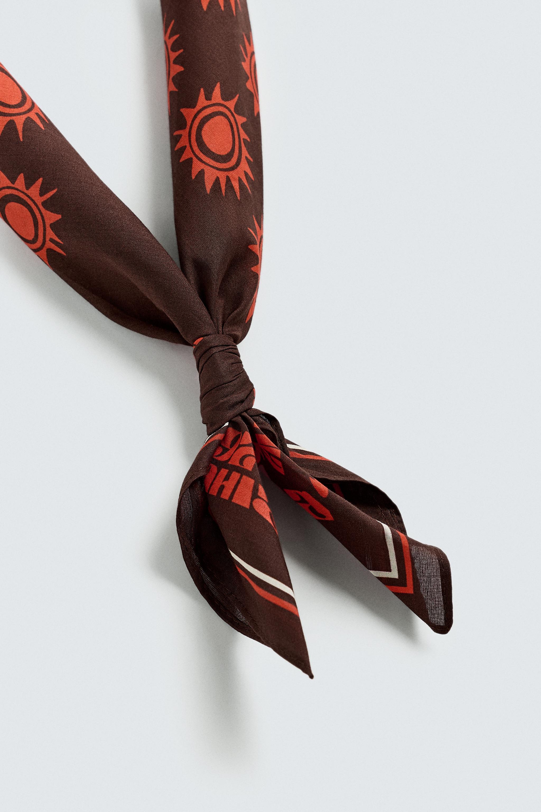 GRAPHIC PRINT BANDANA