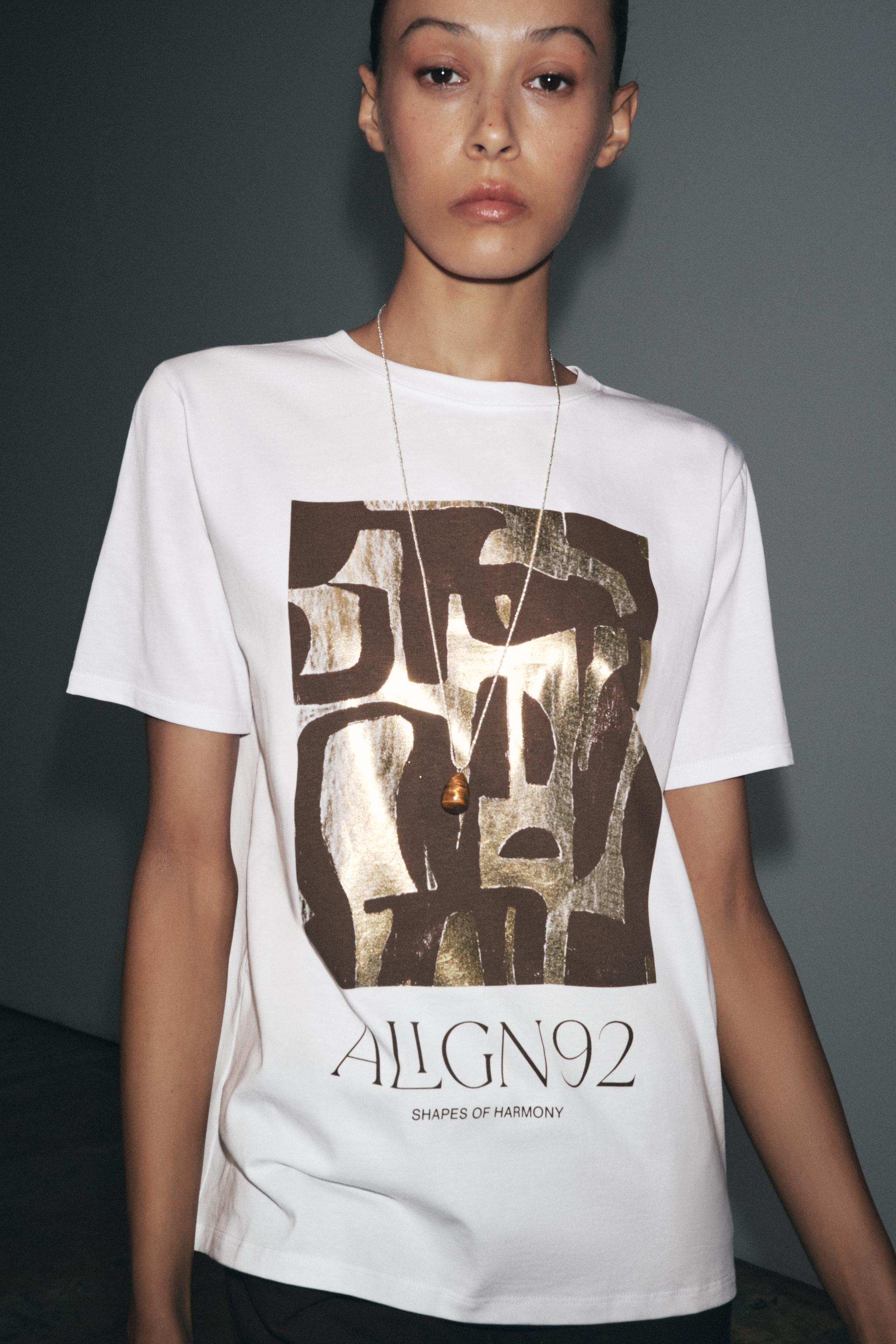 METALLIC PRINT T-SHIRT