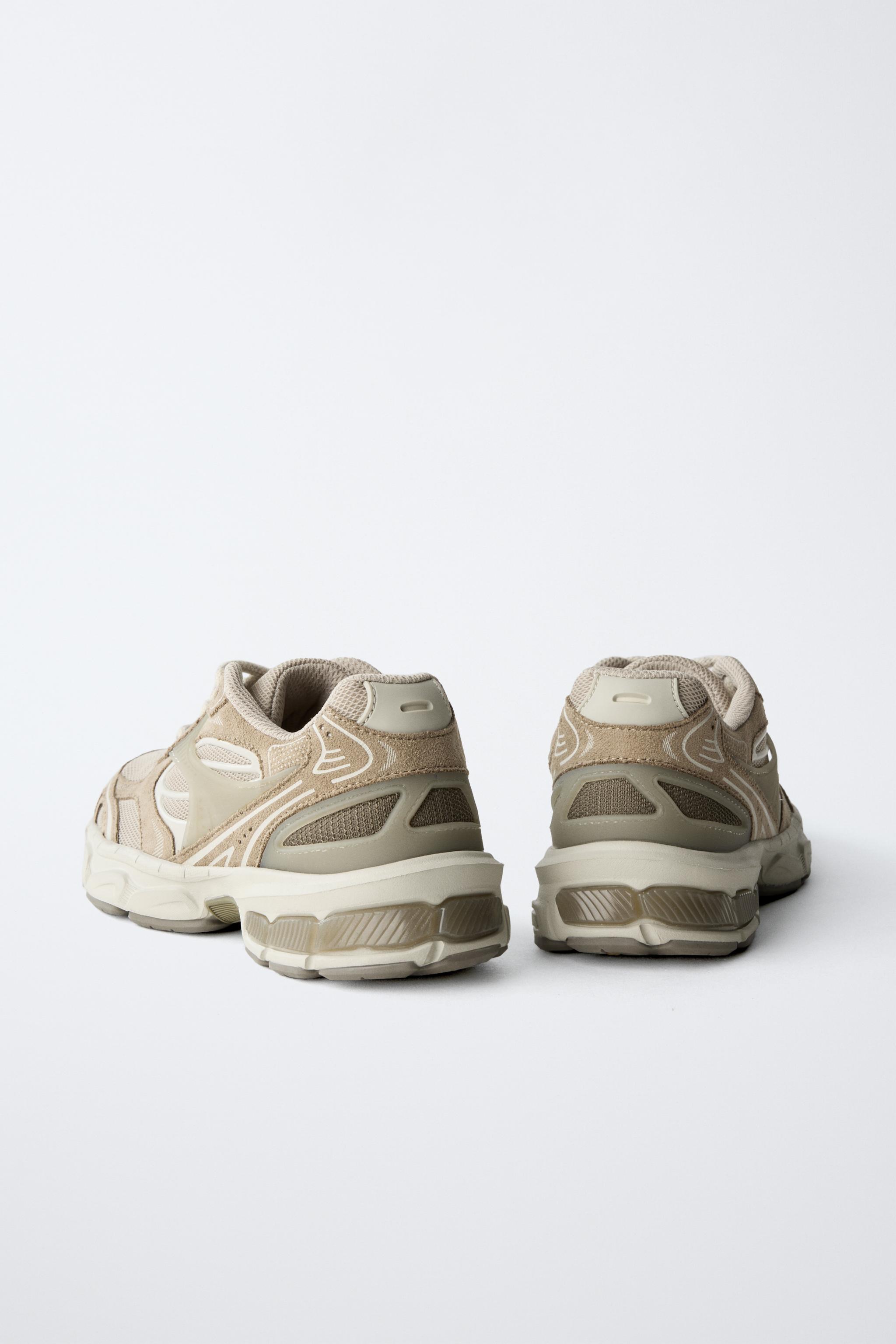 MULTI-PIECE SNEAKERS