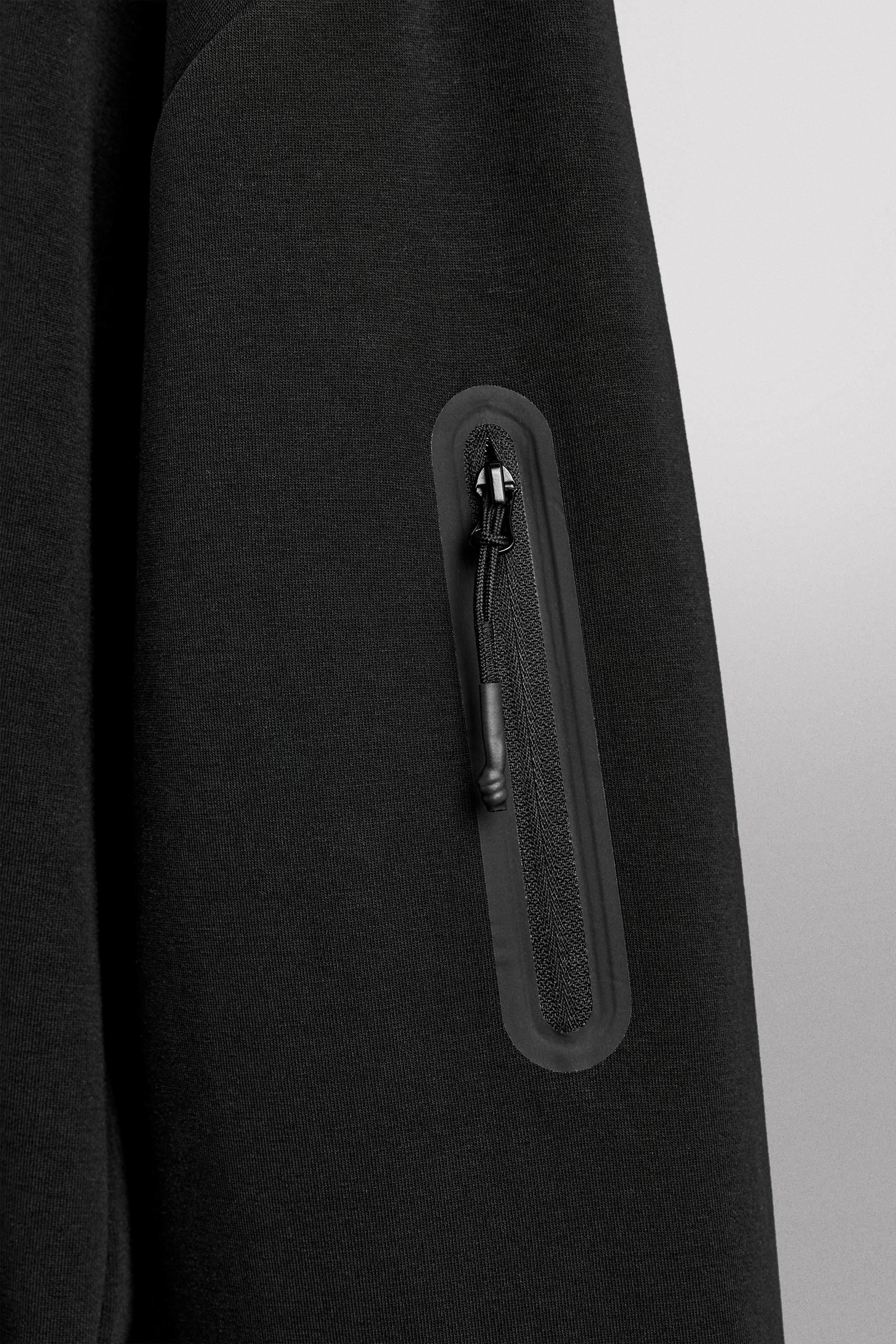 CREWNECK TECHNICAL SWEATSHIRT