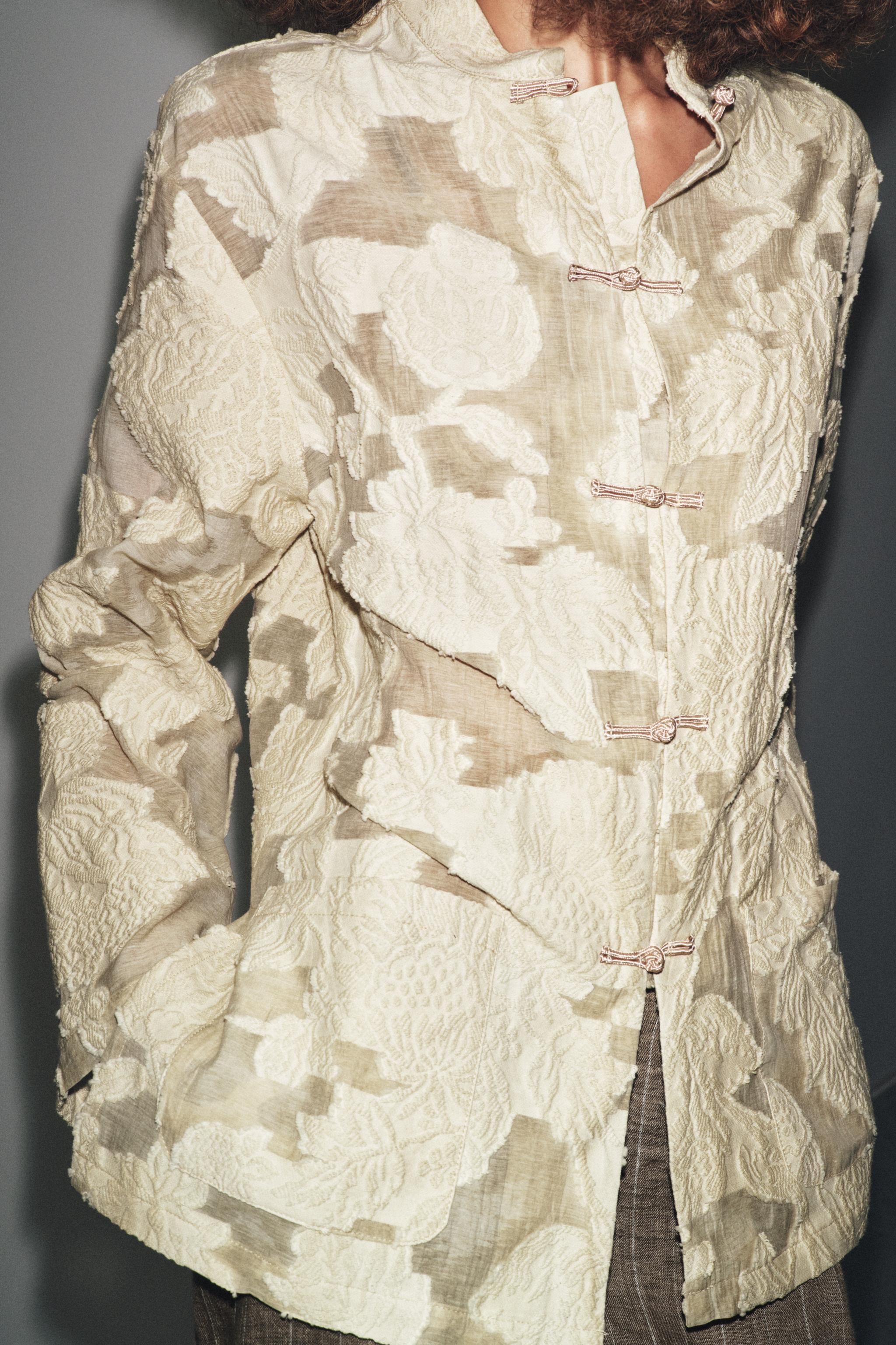 FLORAL JACQUARD KIMONO LIMITED EDITION