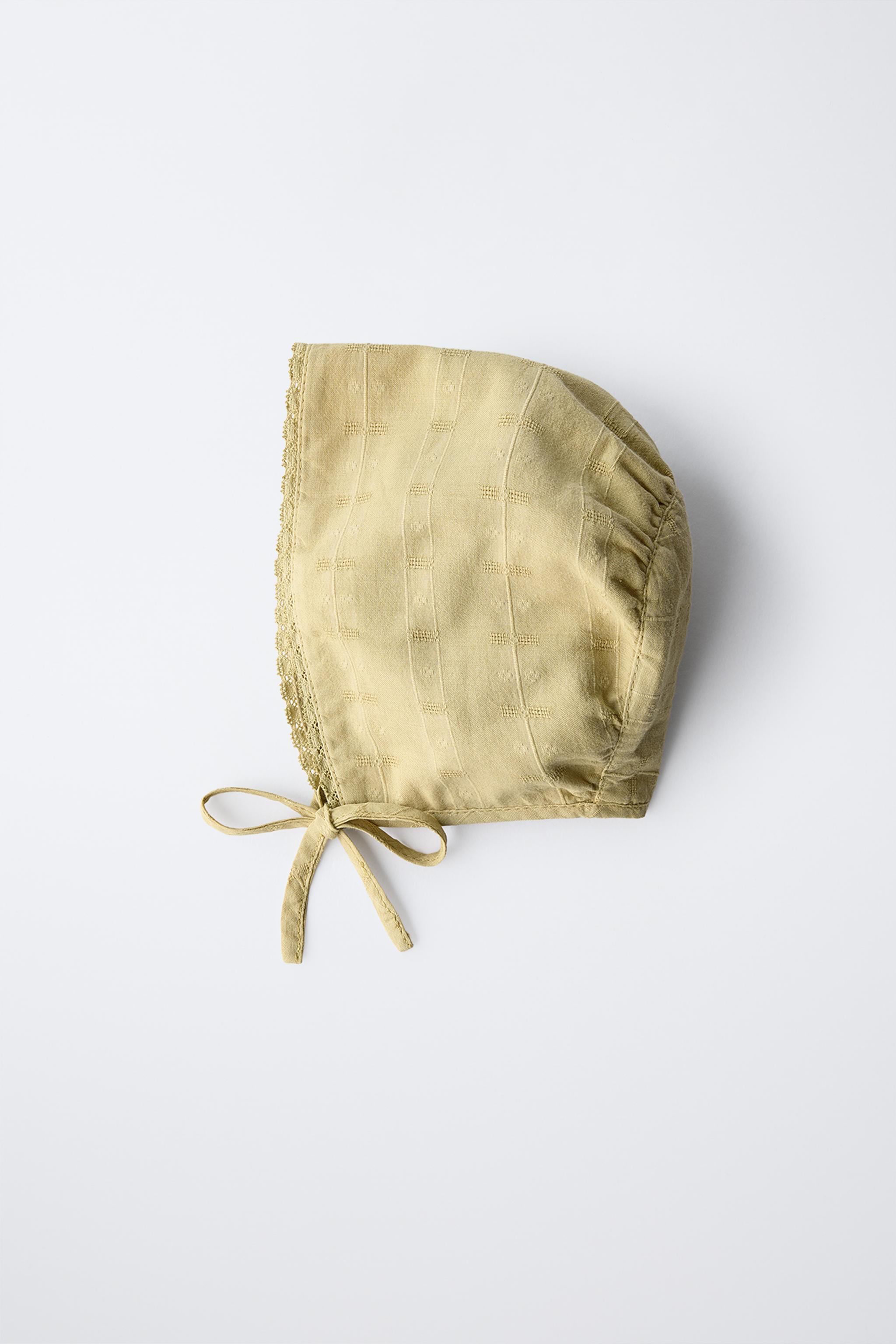 EMBROIDERED LACE BONNET