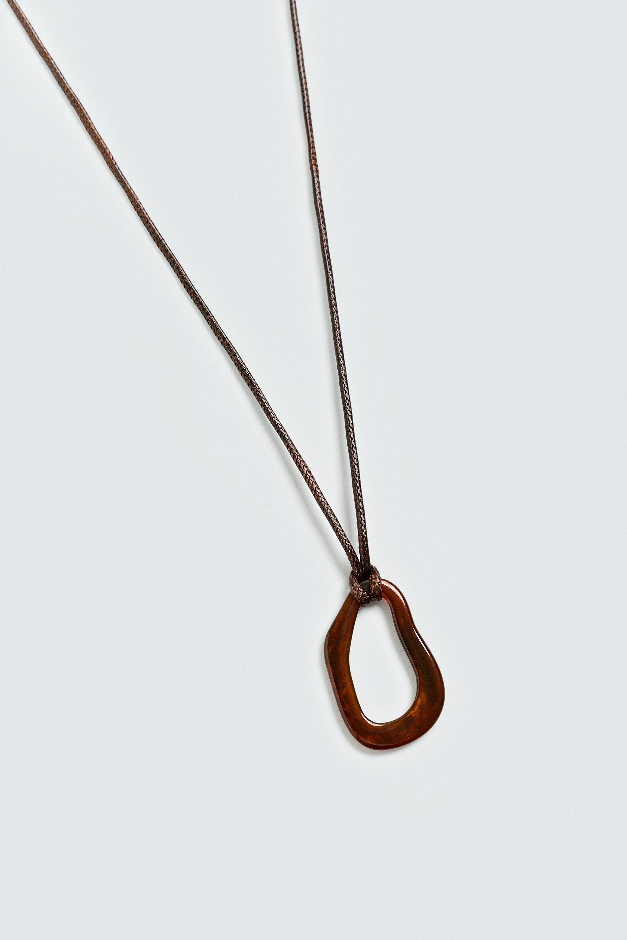 CORD PENDANT NECKLACE